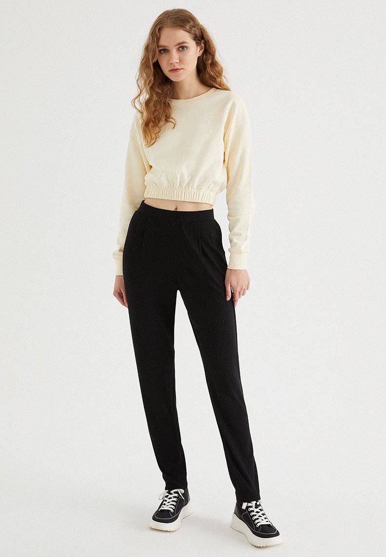 ENJOY ELASTICATED HEM SWEAT in Pearled Ivory - Sweatshirt - Westmark London EU(TR) Store Organik Pamuklu Sürdürülebilir Moda