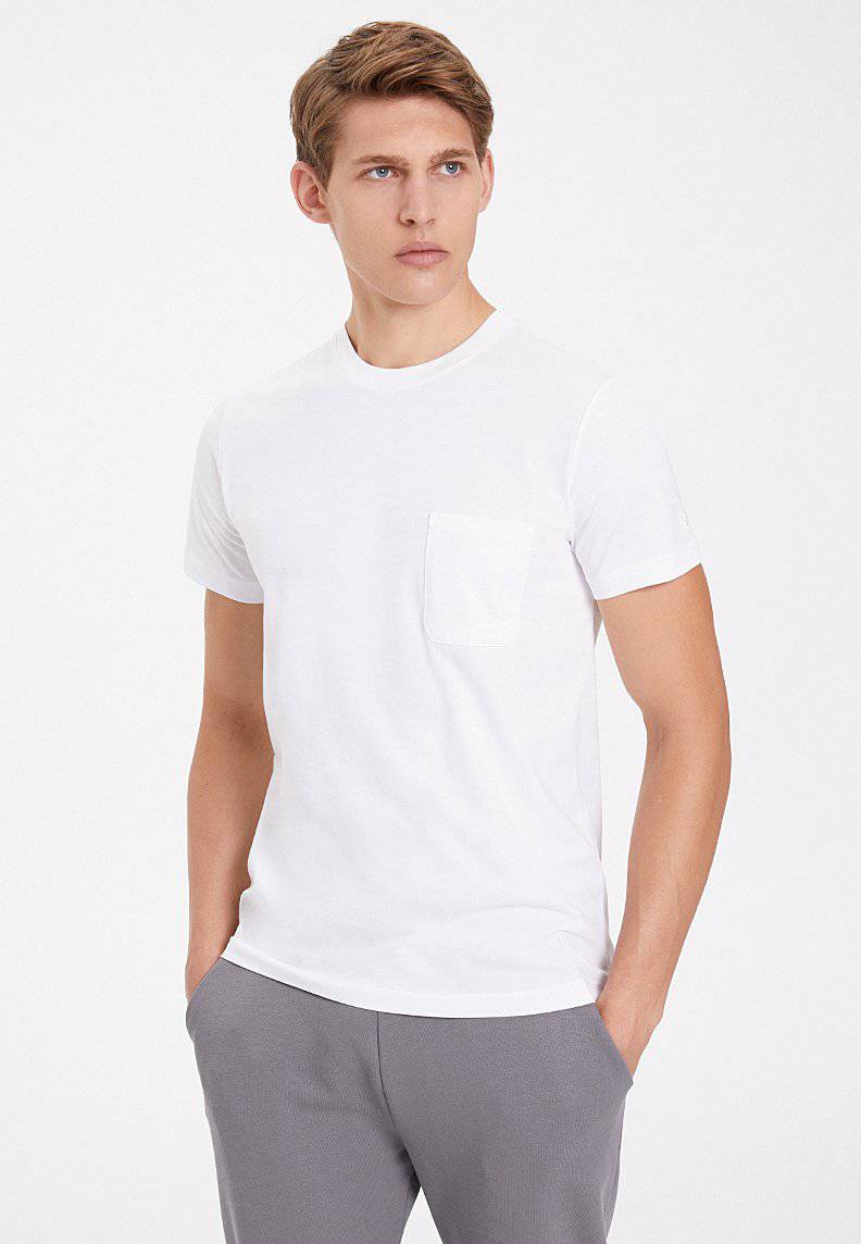 ESSENTIALS TEE W/POCKET in White - T-Shirt - Westmark London EU(TR) Store Organik Pamuklu Sürdürülebilir Moda