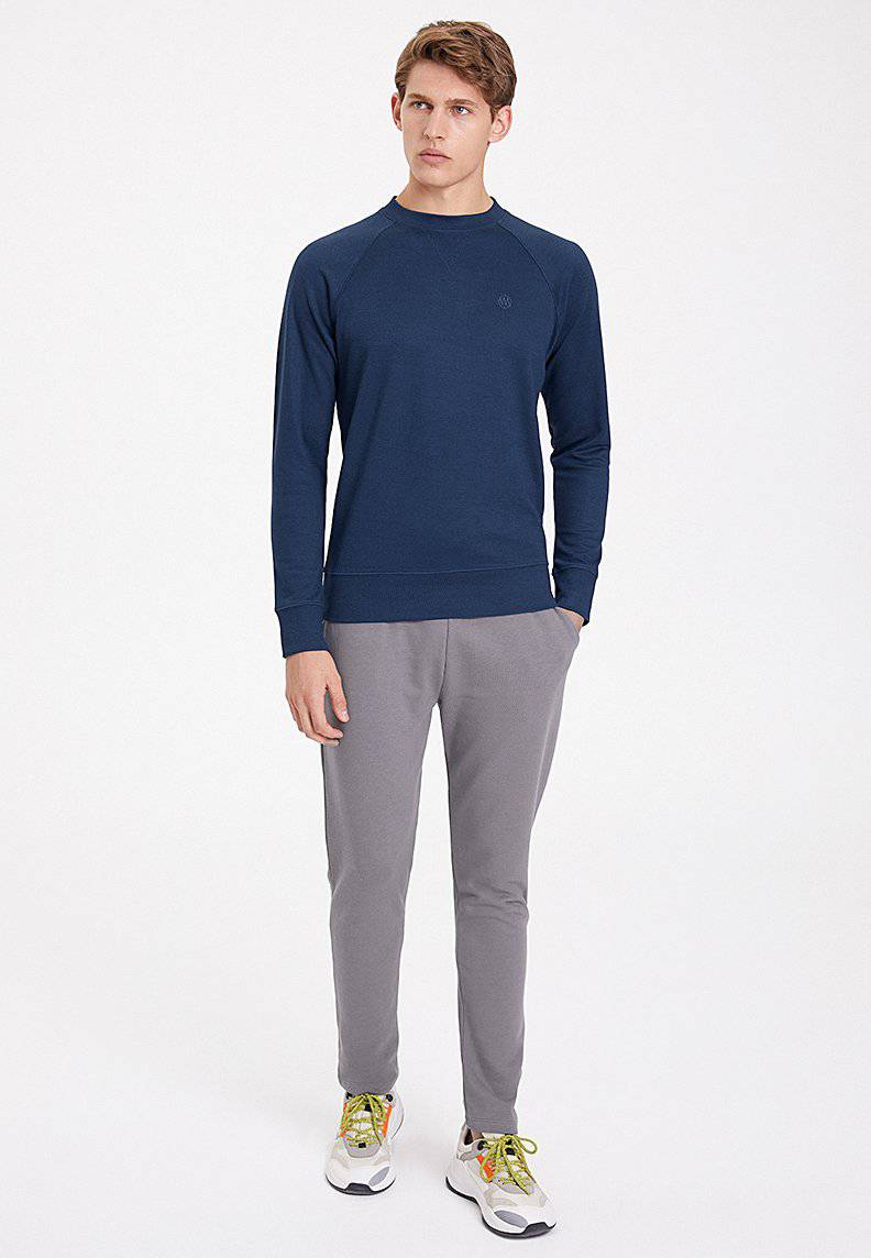 ESSENTIALS REGLAN SLEEVE SWEAT in Dress Blues - Sweatshirt - Westmark London EU(TR) Store Organik Pamuklu Sürdürülebilir Moda