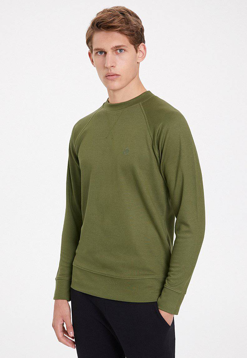 ESSENTIALS REGLAN SLEEVE SWEAT in Capulet Olive - Sweatshirt - Westmark London EU(TR) Store Organik Pamuklu Sürdürülebilir Moda
