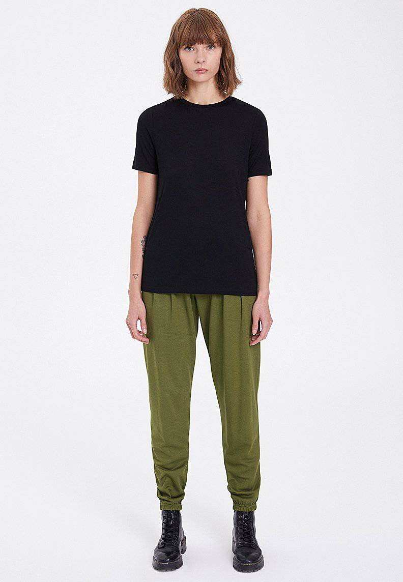 ESSENTIALS CREW NECK LOOSE TEE in Black - T-Shirt - Westmark London EU(TR) Store Organik Pamuklu Sürdürülebilir Moda