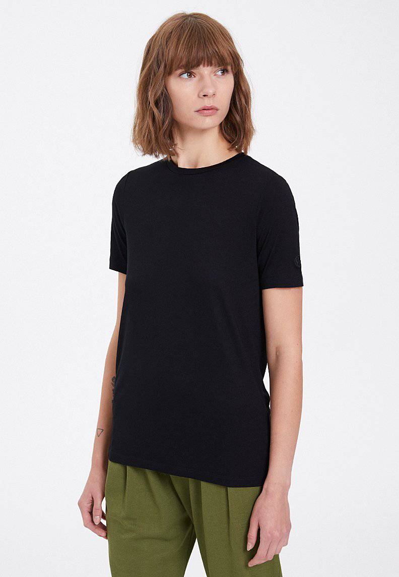 ESSENTIALS CREW NECK LOOSE TEE in Black - T-Shirt - Westmark London EU(TR) Store Organik Pamuklu Sürdürülebilir Moda