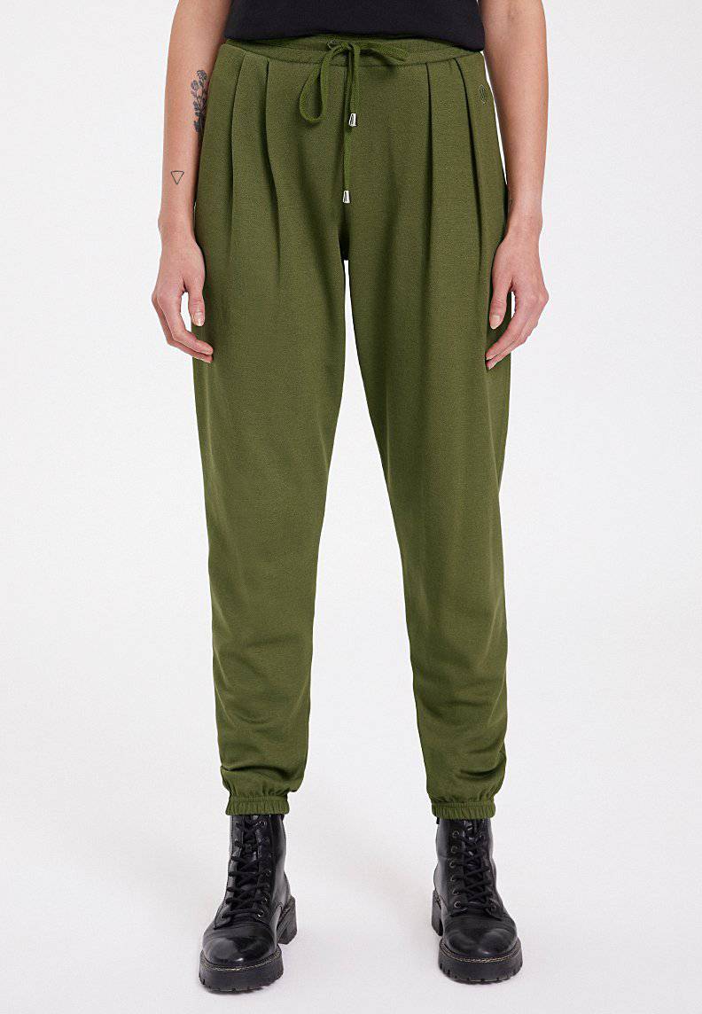 ESSENTIALS CUFFED JOGGER in Capulet Olive - Sweatpant - Westmark London EU(TR) Store Organik Pamuklu Sürdürülebilir Moda