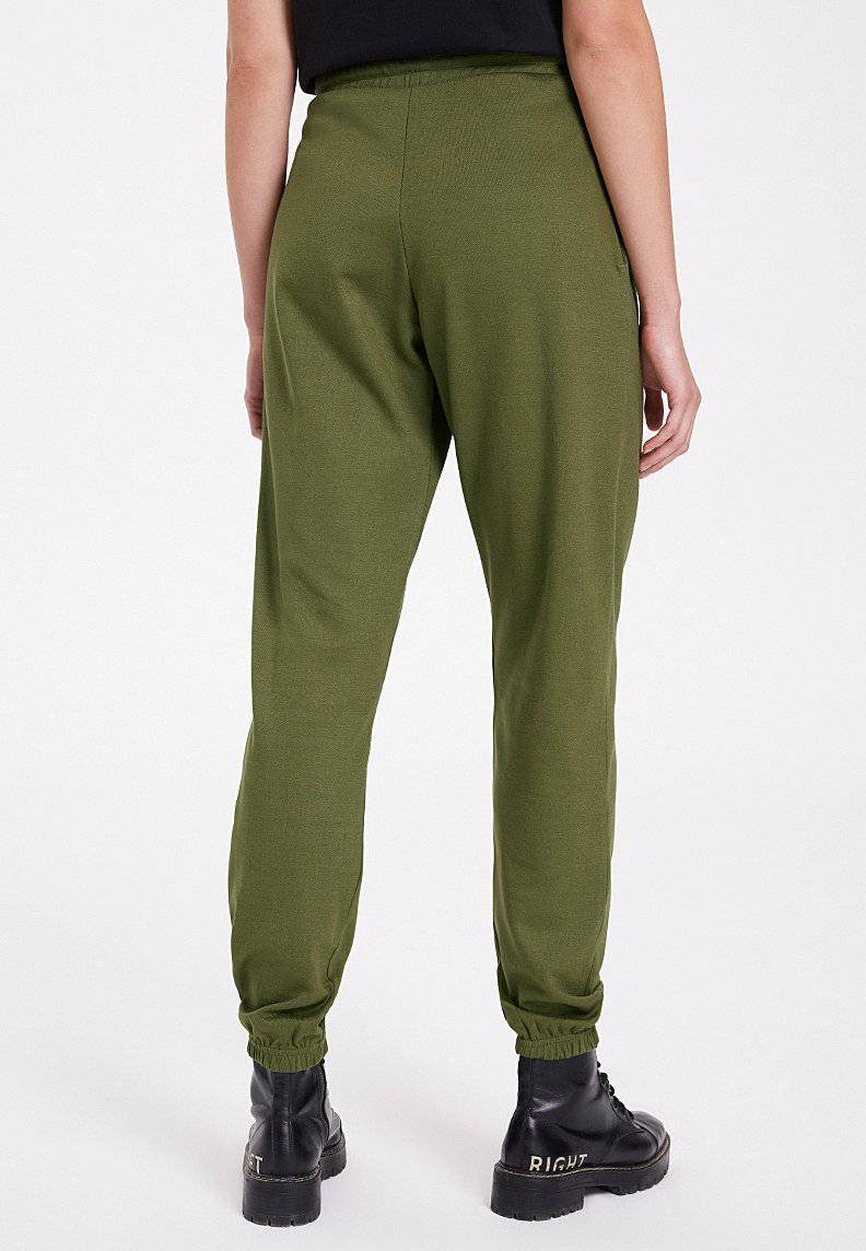 ESSENTIALS CUFFED JOGGER in Capulet Olive - Sweatpant - Westmark London EU(TR) Store Organik Pamuklu Sürdürülebilir Moda