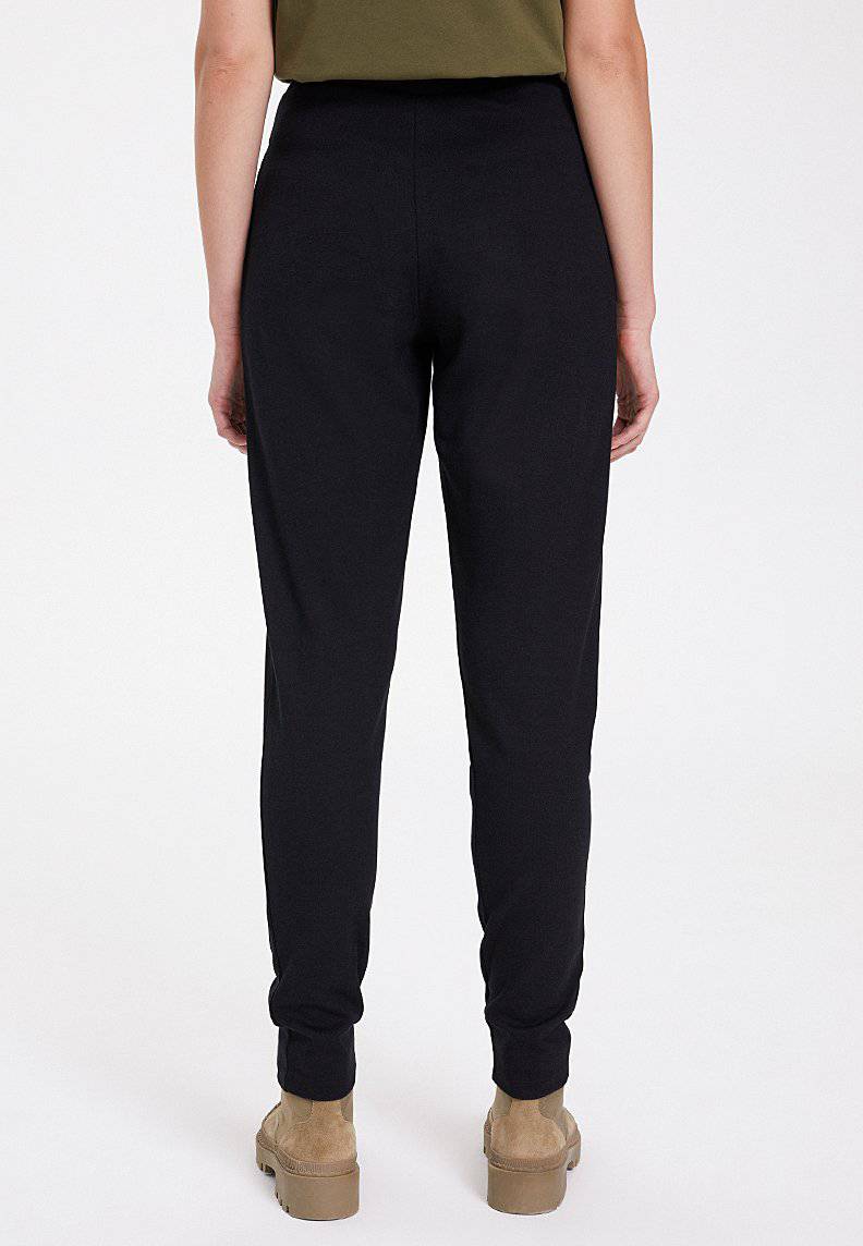 ESSENTIALS TAPPERED JOGGER in Black - Sweatpant - Westmark London EU(TR) Store Organik Pamuklu Sürdürülebilir Moda