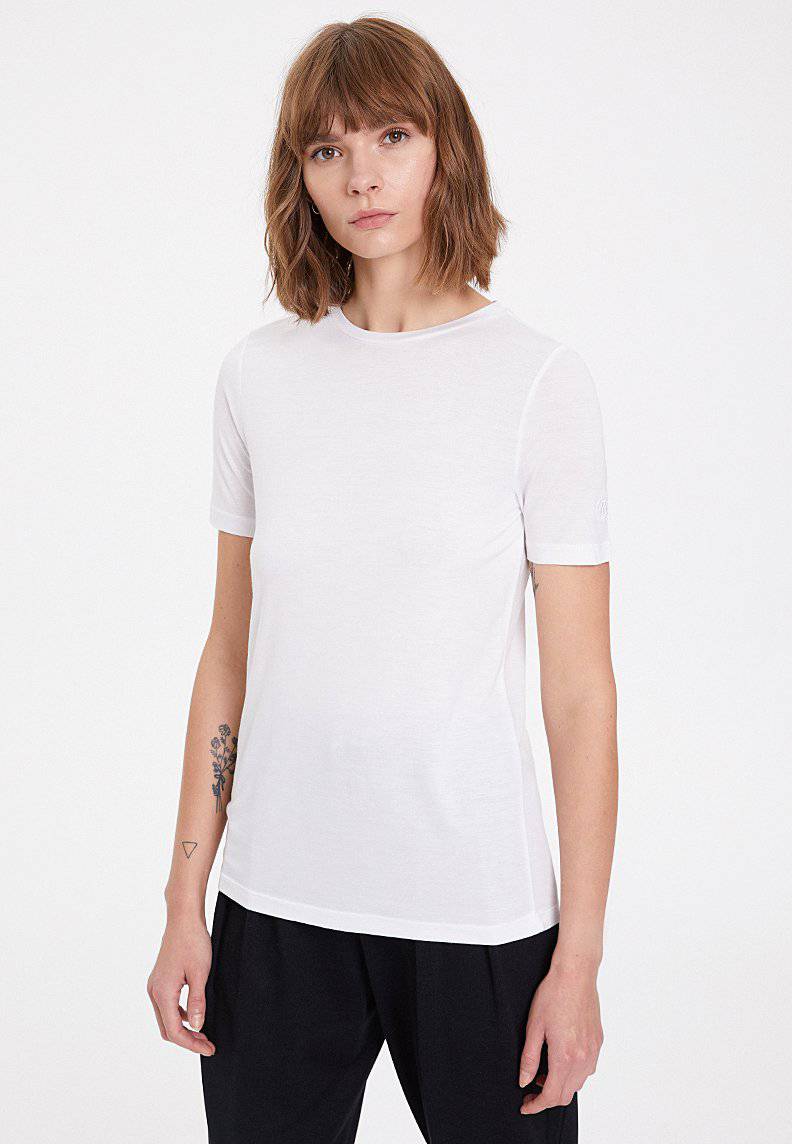 ESSENTIALS CREW NECK LOOSE TEE in White - T-Shirt - Westmark London EU(TR) Store Organik Pamuklu Sürdürülebilir Moda