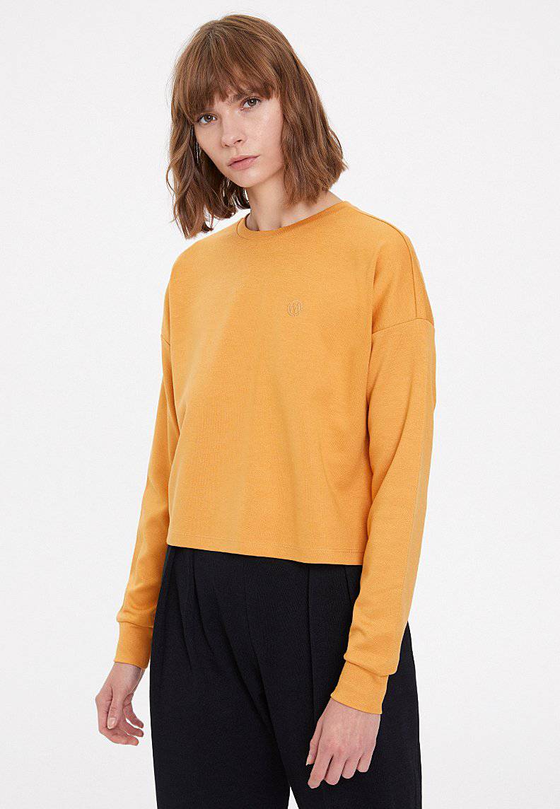 ESSENTIALS CROPPED SWEAT in Pale Gold - Sweatshirt - Westmark London EU(TR) Store Organik Pamuklu Sürdürülebilir Moda