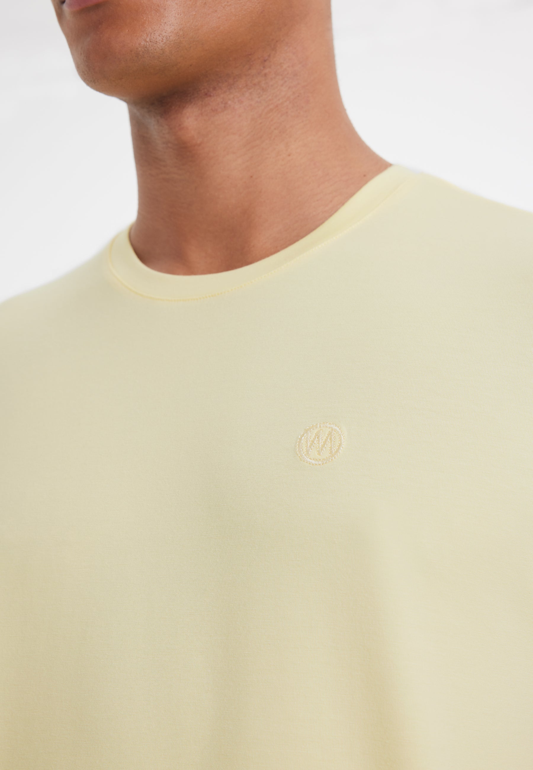 Açık Sarı Bisiklet Yaka Regular Fit Modal Pamuk Karışımlı Basic Erkek T-Shirt PARKER - T-Shirt - Westmark London EU(TR) Store Organik Pamuklu Sürdürülebilir Moda