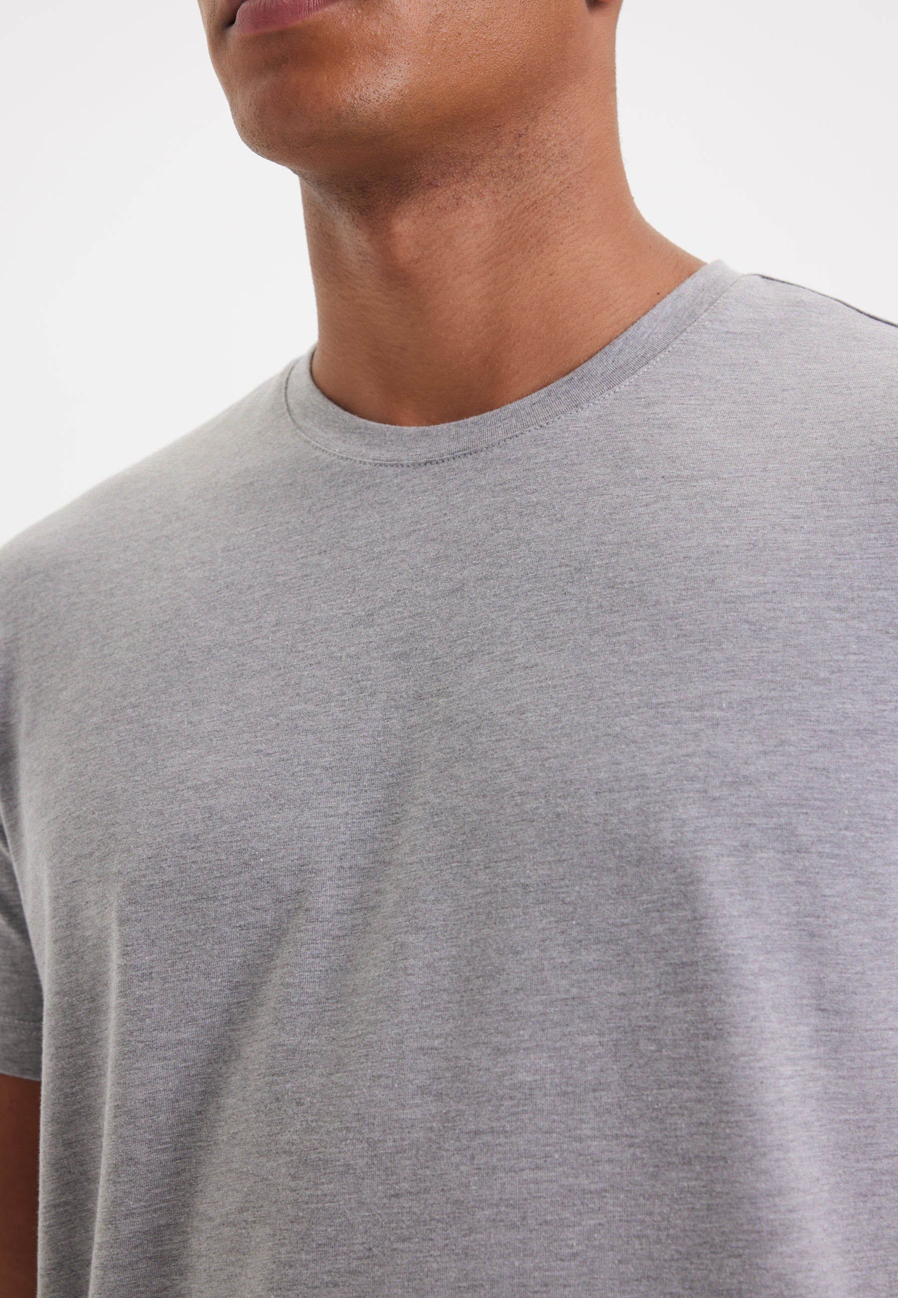 Açık Gri Melanj Bisiklet Yaka Regular Fit Basic Erkek T-Shirt MERLIN - T-Shirt - Westmark London EU(TR) Store Organik Pamuklu Sürdürülebilir Moda