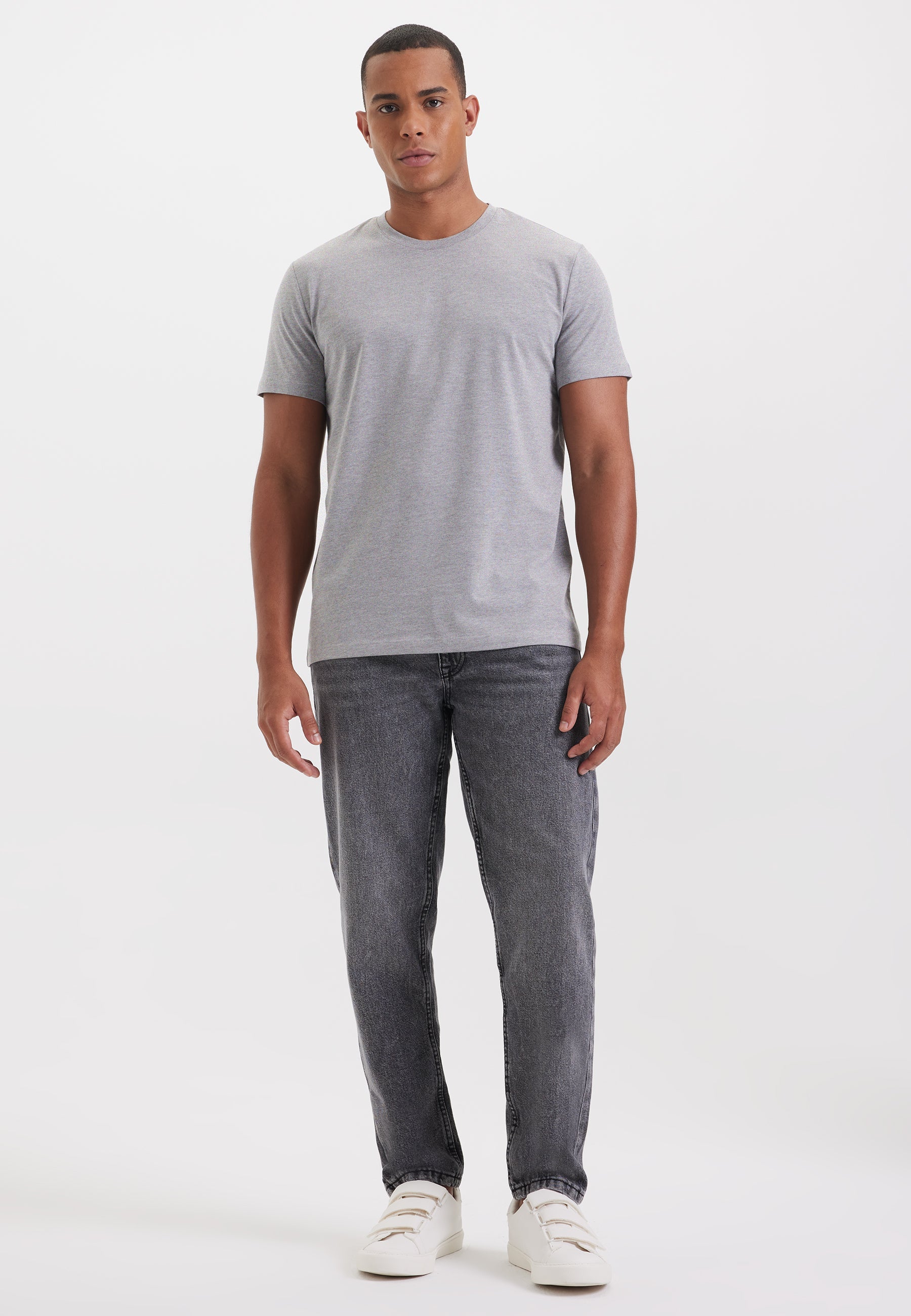 Açık Gri Melanj Bisiklet Yaka Regular Fit Basic Erkek T-Shirt MERLIN - T-Shirt - Westmark London EU(TR) Store Organik Pamuklu Sürdürülebilir Moda