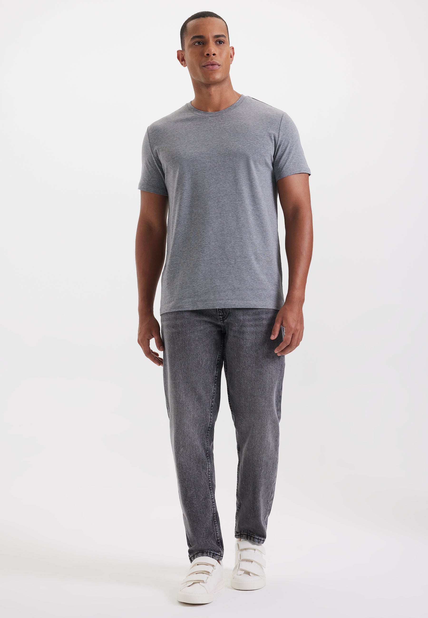 Gri Melanj Bisiklet Yaka Regular Fit Basic Erkek T-Shirt MERLIN - T-Shirt - Westmark London EU(TR) Store Organik Pamuklu Sürdürülebilir Moda