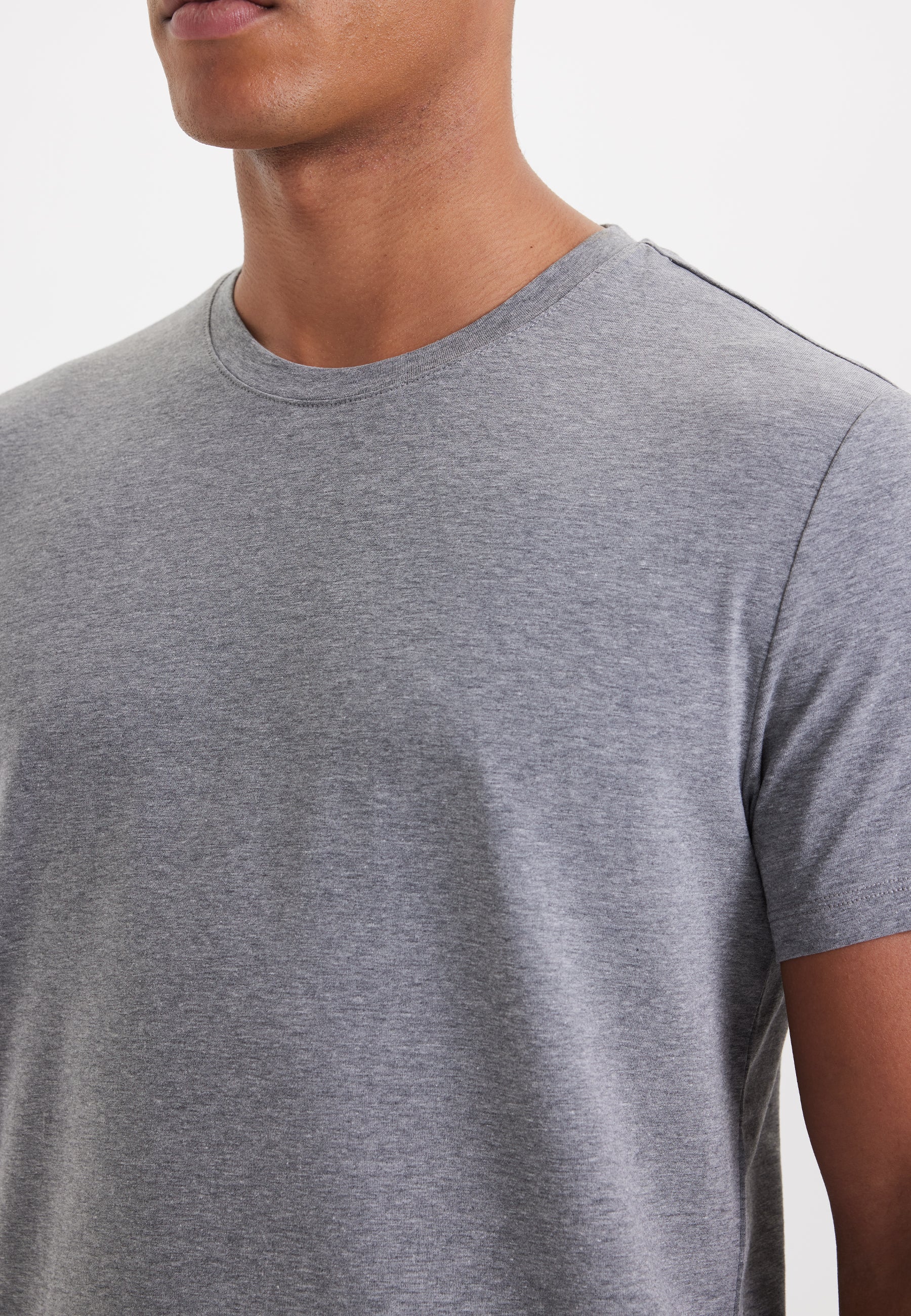 Gri Melanj Bisiklet Yaka Regular Fit Basic Erkek T-Shirt MERLIN - T-Shirt - Westmark London EU(TR) Store Organik Pamuklu Sürdürülebilir Moda