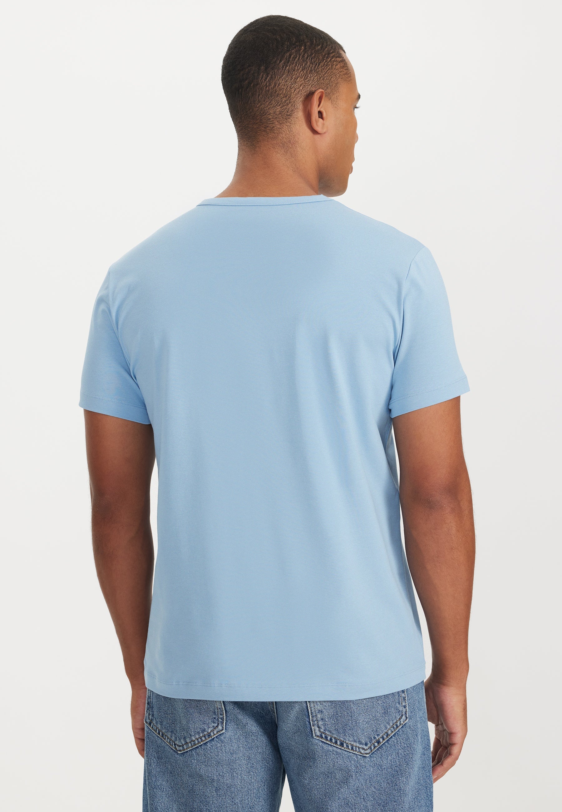 Açık Mavi V-Yaka Regular Fit Pamuk Elastan Karışımlı Basic Erkek T-Shirt THEO - T-Shirt - Westmark London EU(TR) Store Organik Pamuklu Sürdürülebilir Moda