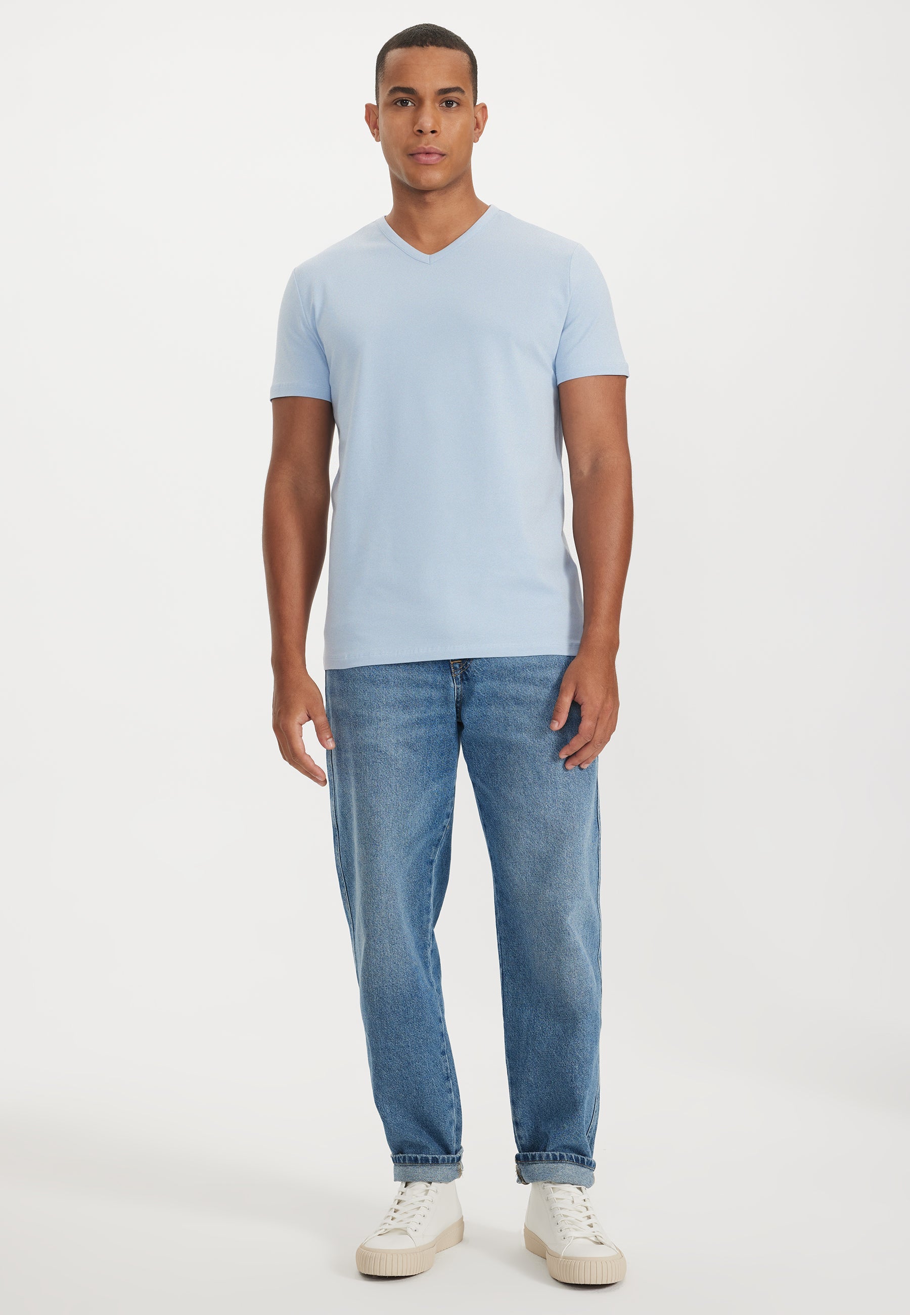 Bebek Mavisi V-Yaka Regular Fit Pamuk Elastan Karışımlı Basic Erkek T-Shirt THEO - T-Shirt - Westmark London EU(TR) Store Organik Pamuklu Sürdürülebilir Moda