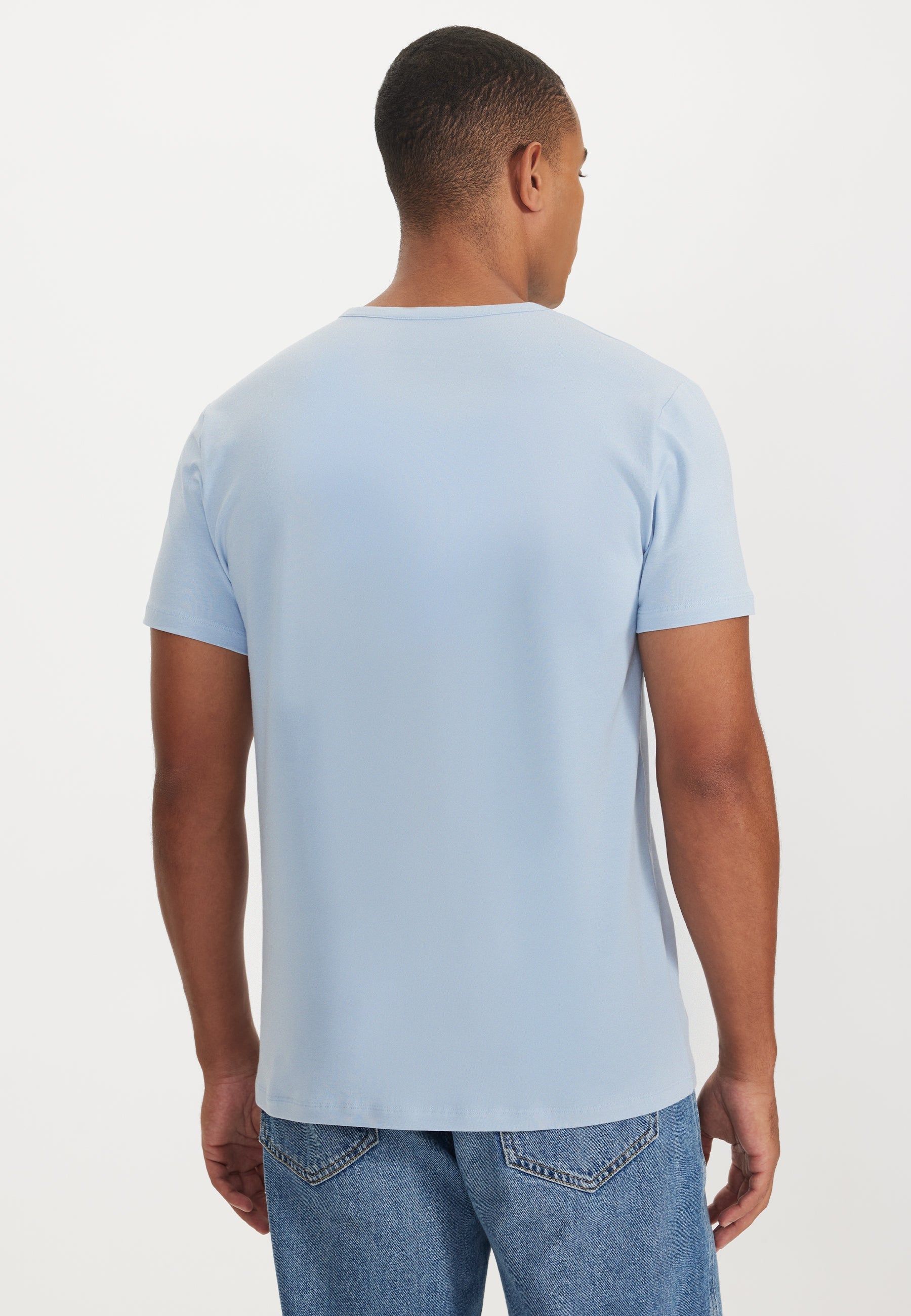 Bebek Mavisi V-Yaka Regular Fit Pamuk Elastan Karışımlı Basic Erkek T-Shirt THEO - T-Shirt - Westmark London EU(TR) Store Organik Pamuklu Sürdürülebilir Moda