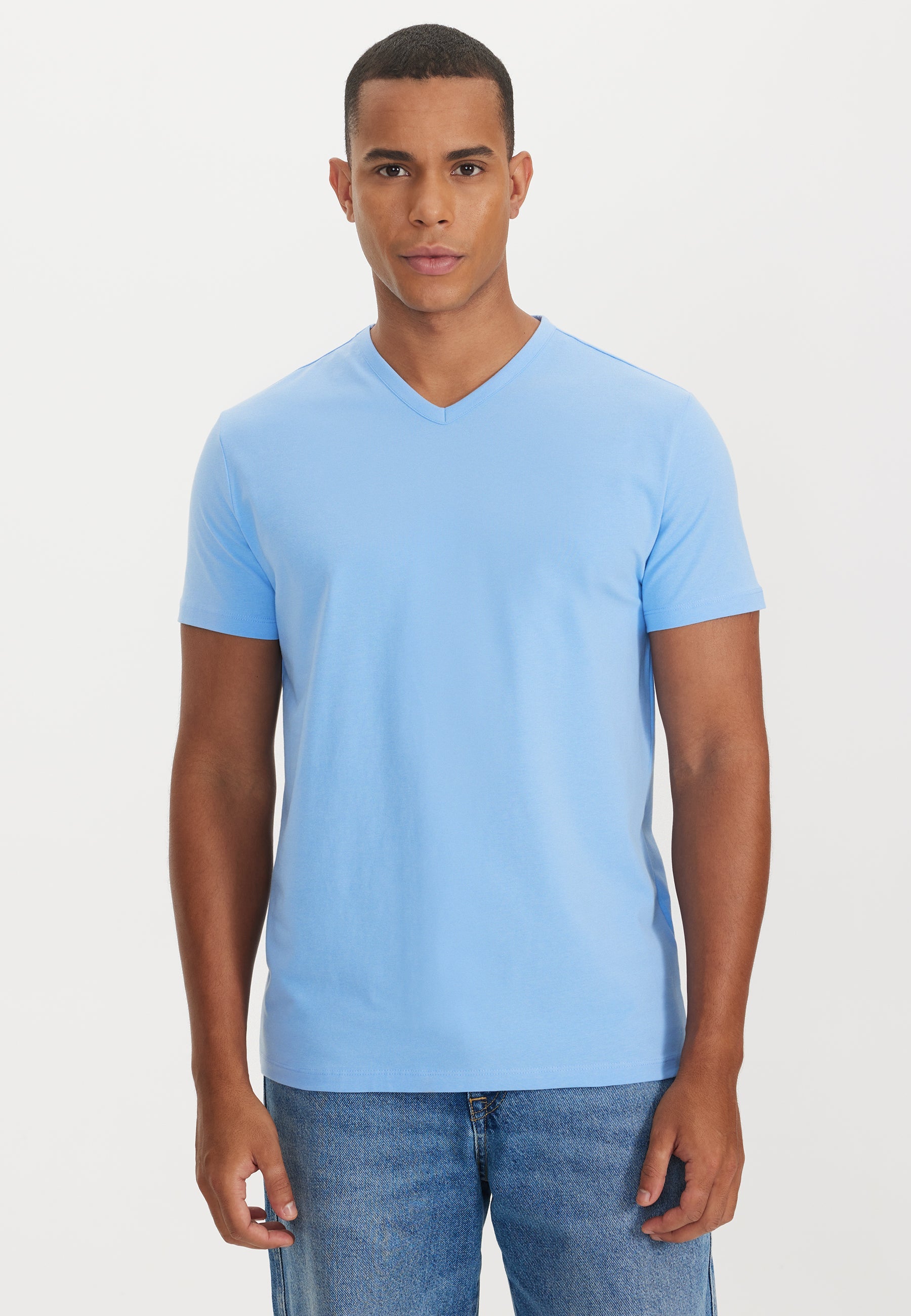 Mavi V-Yaka Regular Fit Pamuk Elastan Karışımlı Basic Erkek T-Shirt THEO - T-Shirt - Westmark London EU(TR) Store Organik Pamuklu Sürdürülebilir Moda