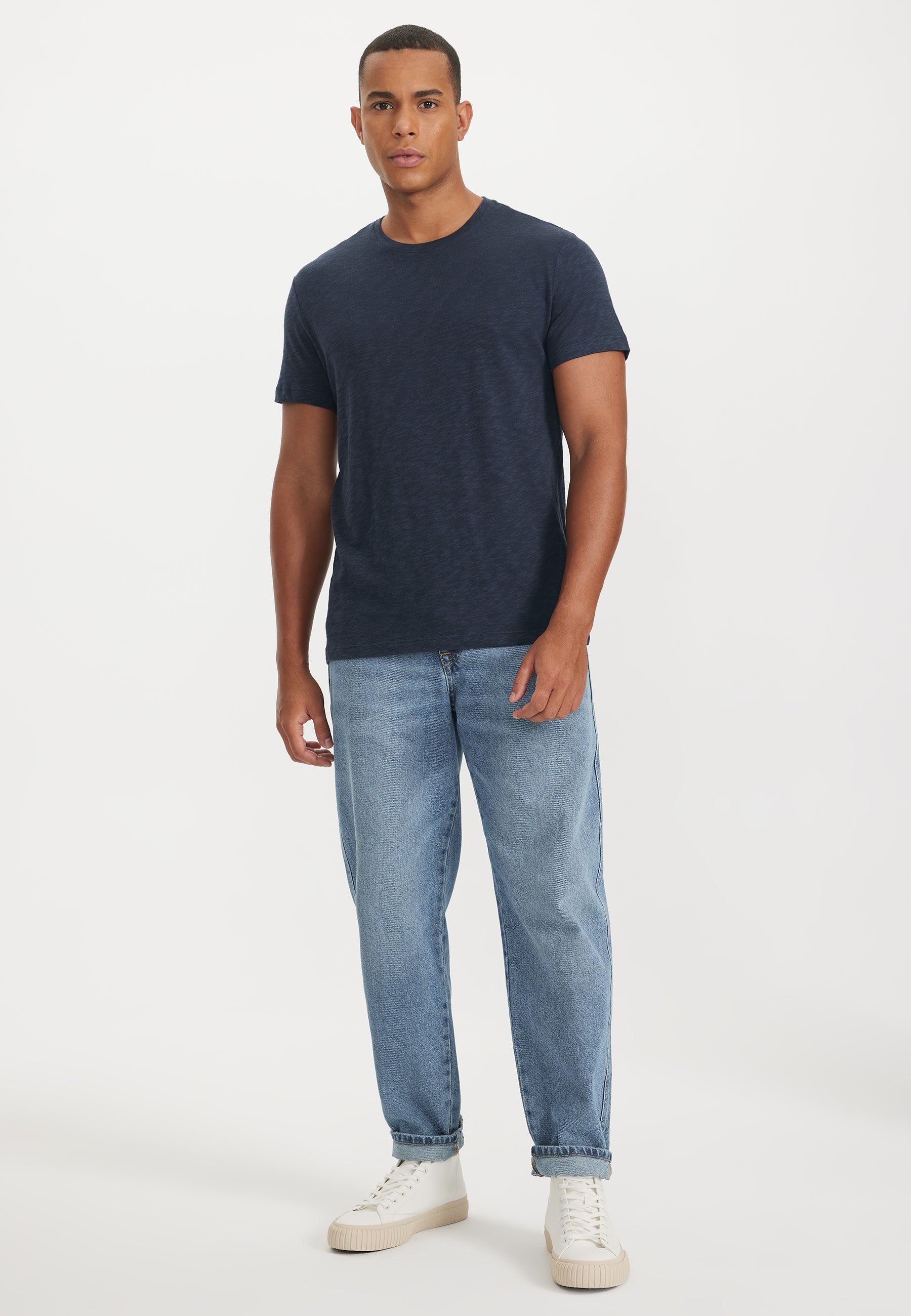 Lacivert Bisiklet Yaka Regular Fit Pamuk Flamlı Süprem Basic Erkek T-Shirt LEO - T-Shirt - Westmark London EU(TR) Store Organik Pamuklu Sürdürülebilir Moda