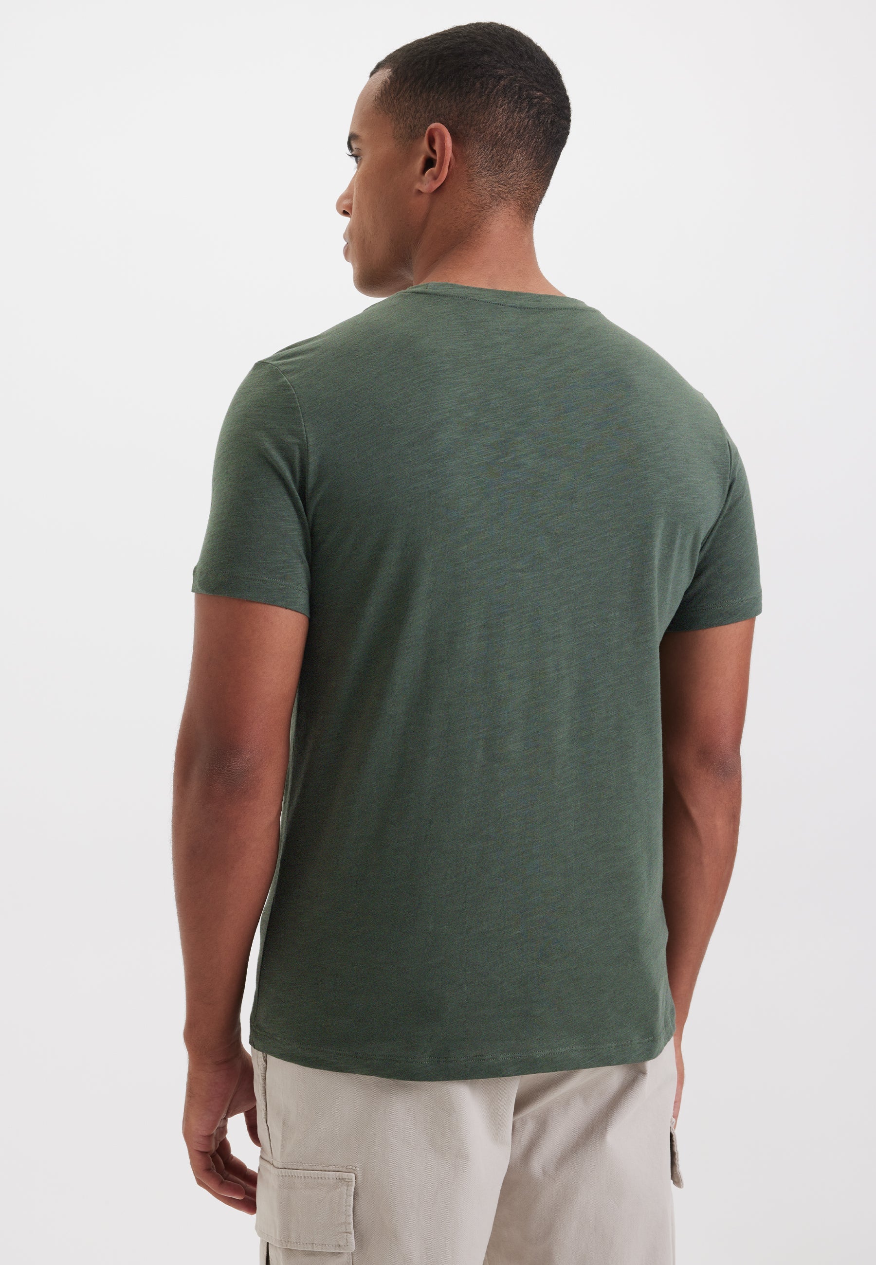 Yeşil Bisiklet Yaka Regular Fit Pamuk Flamlı Süprem Basic Erkek T-Shirt LEO - T-Shirt - Westmark London EU(TR) Store Organik Pamuklu Sürdürülebilir Moda