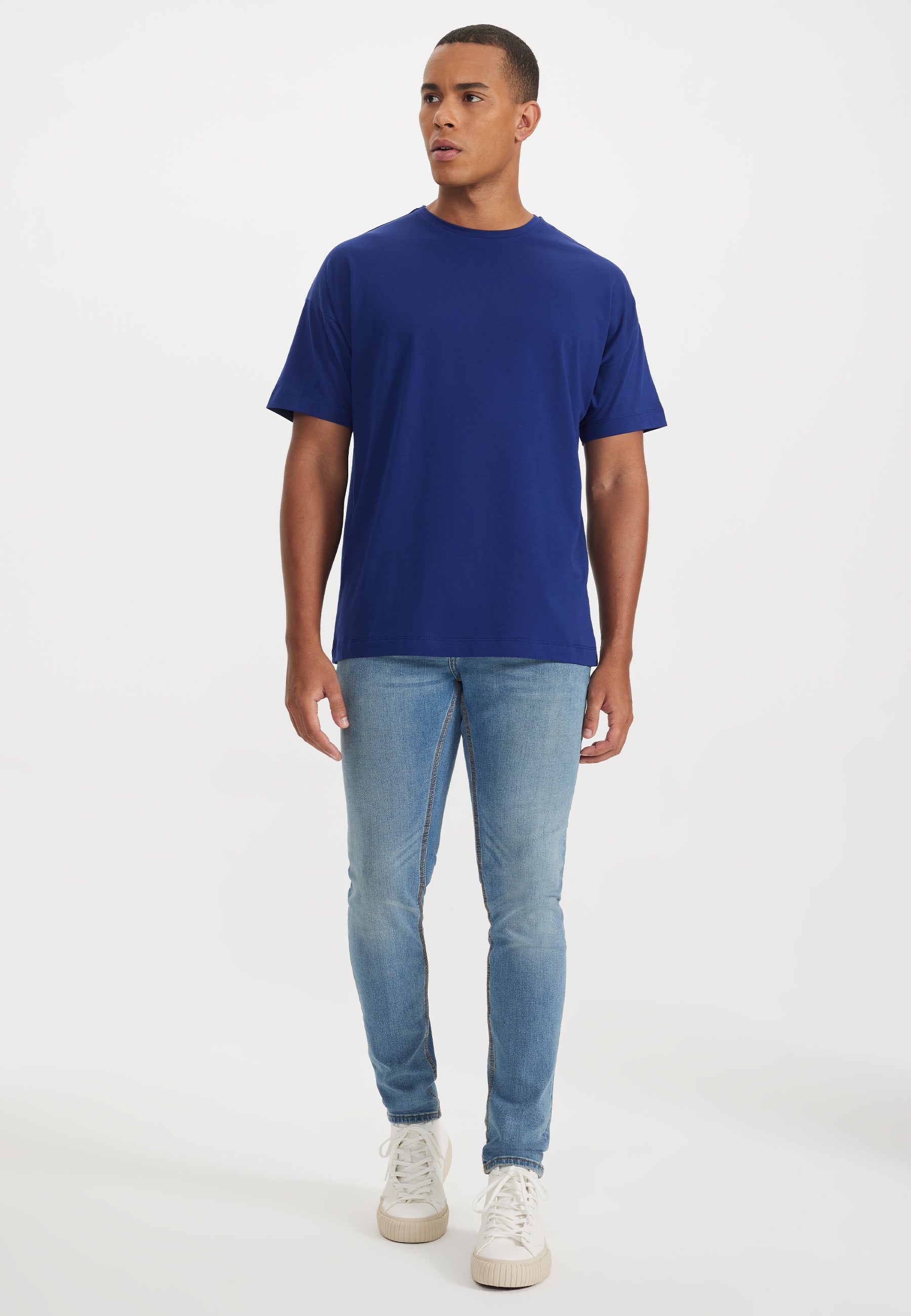Lacivert Bisiklet Yaka Oversize Fit Pamuklu Basic Erkek T-Shirt THOMAS - T-Shirt - Westmark London EU(TR) Store Organik Pamuklu Sürdürülebilir Moda