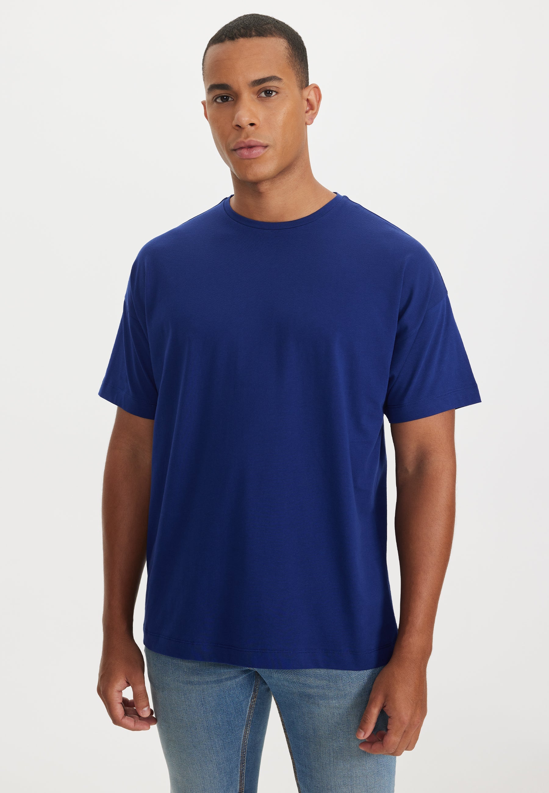 Lacivert Bisiklet Yaka Oversize Fit Pamuklu Basic Erkek T-Shirt THOMAS - T-Shirt - Westmark London EU(TR) Store Organik Pamuklu Sürdürülebilir Moda