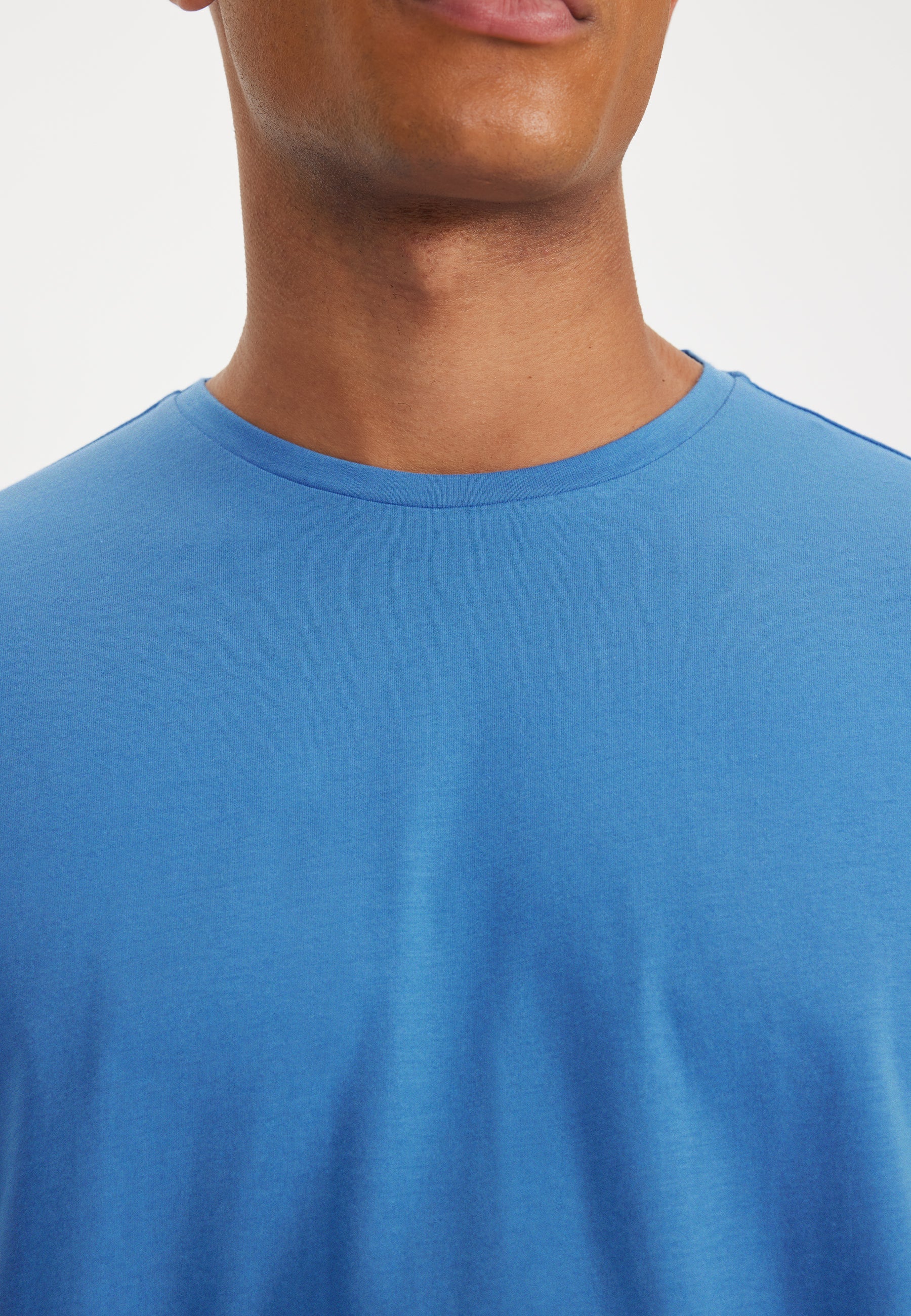 Mavi Bisiklet Yaka Oversize Fit Pamuklu Basic Erkek T-Shirt THOMAS - T-Shirt - Westmark London EU(TR) Store Organik Pamuklu Sürdürülebilir Moda