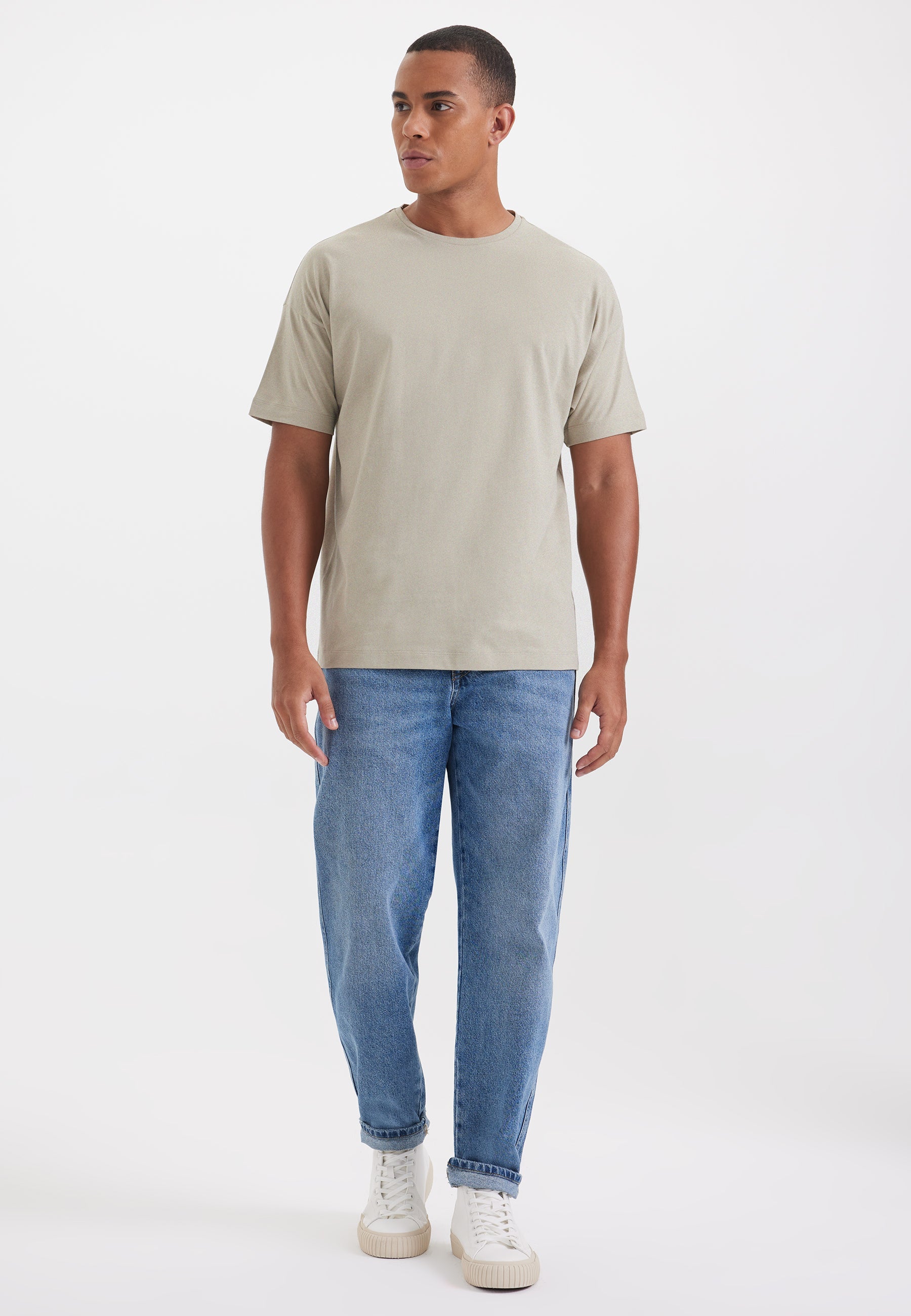 Açık Yeşil Bisiklet Yaka Oversize Fit Pamuklu Basic Erkek T-Shirt THOMAS - T-Shirt - Westmark London EU(TR) Store Organik Pamuklu Sürdürülebilir Moda