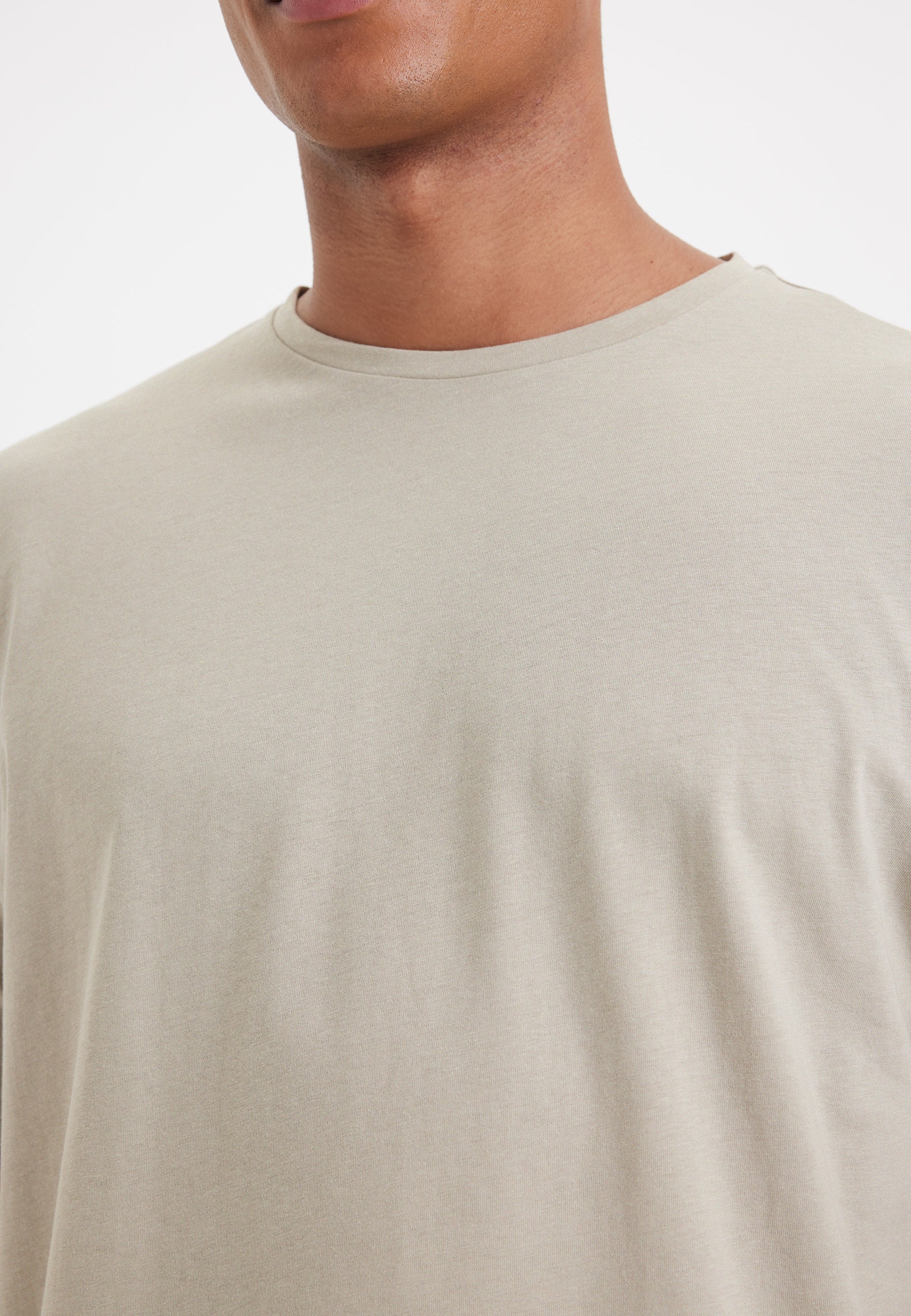 Açık Yeşil Bisiklet Yaka Oversize Fit Pamuklu Basic Erkek T-Shirt THOMAS - T-Shirt - Westmark London EU(TR) Store Organik Pamuklu Sürdürülebilir Moda