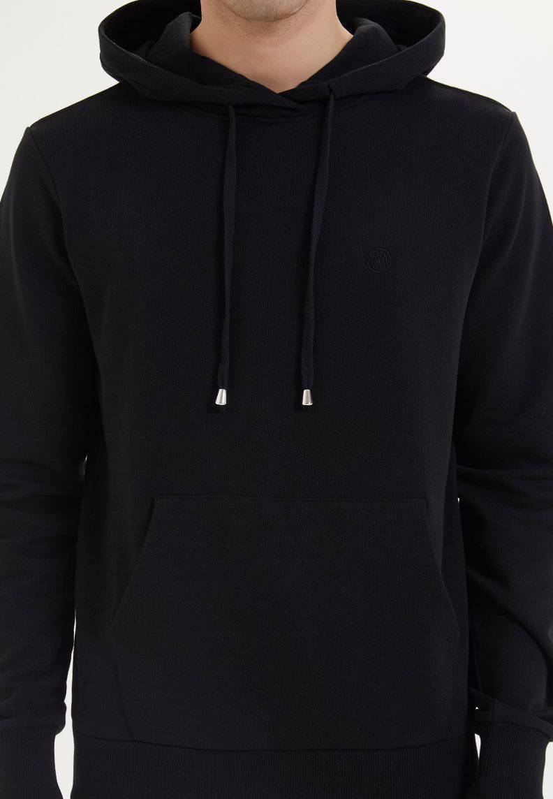 ESSENTIALS HOODIE in Black - Sweatshirt - Westmark London EU(TR) Store Organik Pamuklu Sürdürülebilir Moda