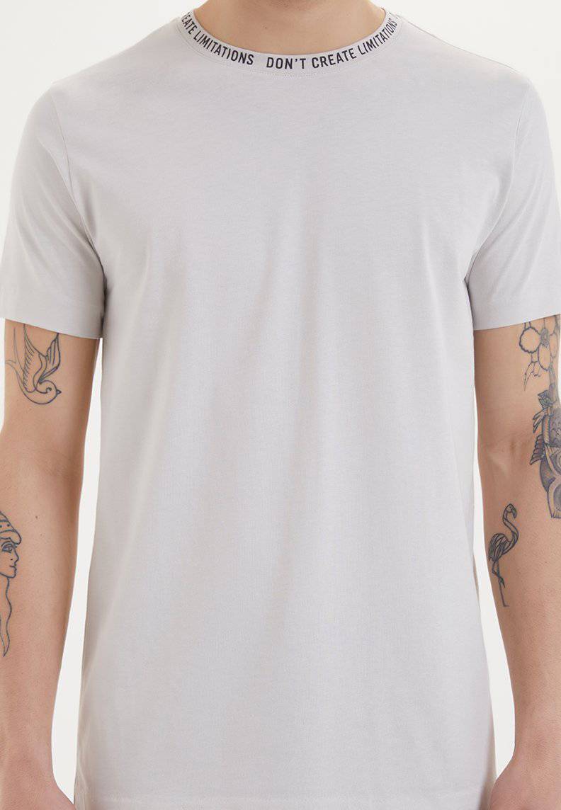 LIMITATIONS TEE - T-Shirt - Westmark London EU(TR) Store Organik Pamuklu Sürdürülebilir Moda