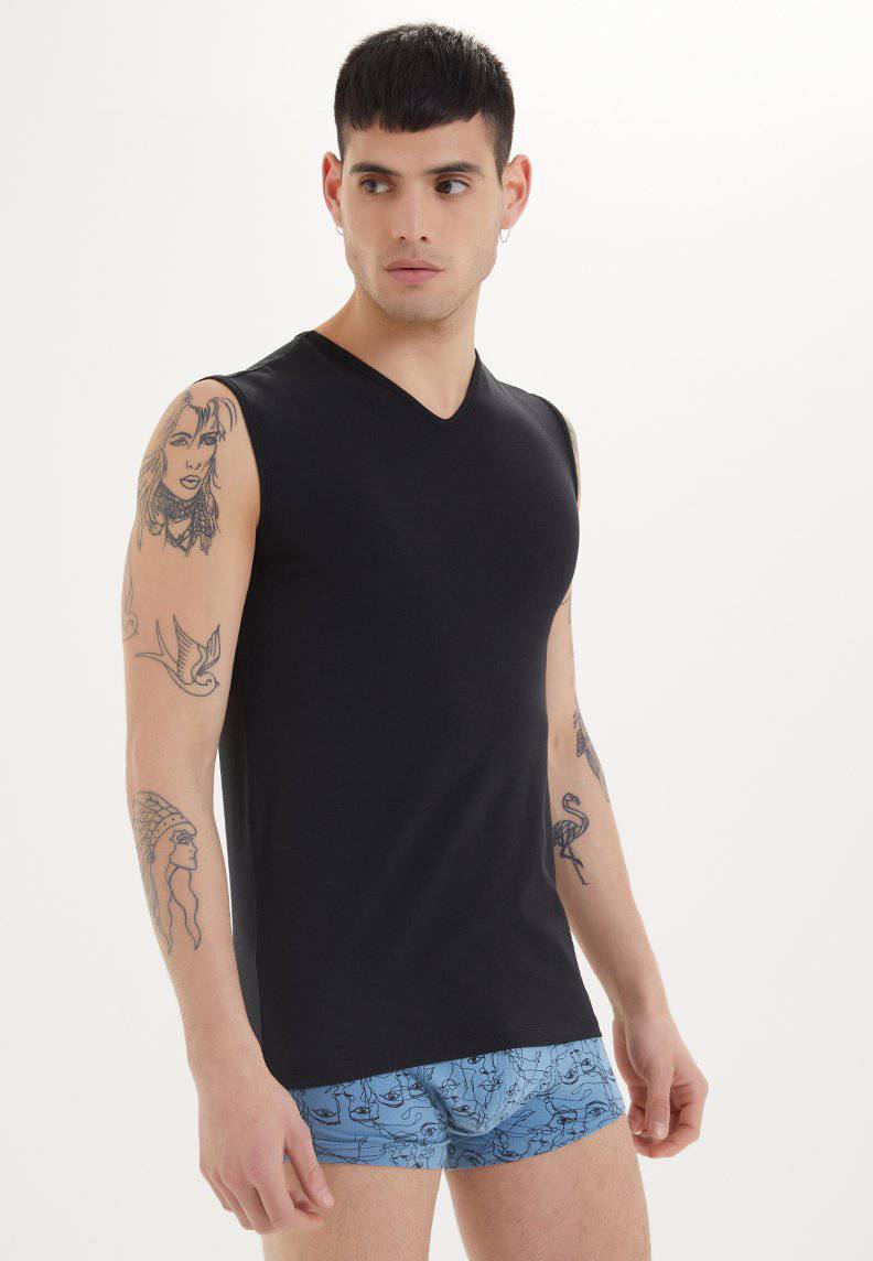 SLEEVELESS V-NECK in Black - Underwear - Westmark London EU(TR) Store Organik Pamuklu Sürdürülebilir Moda