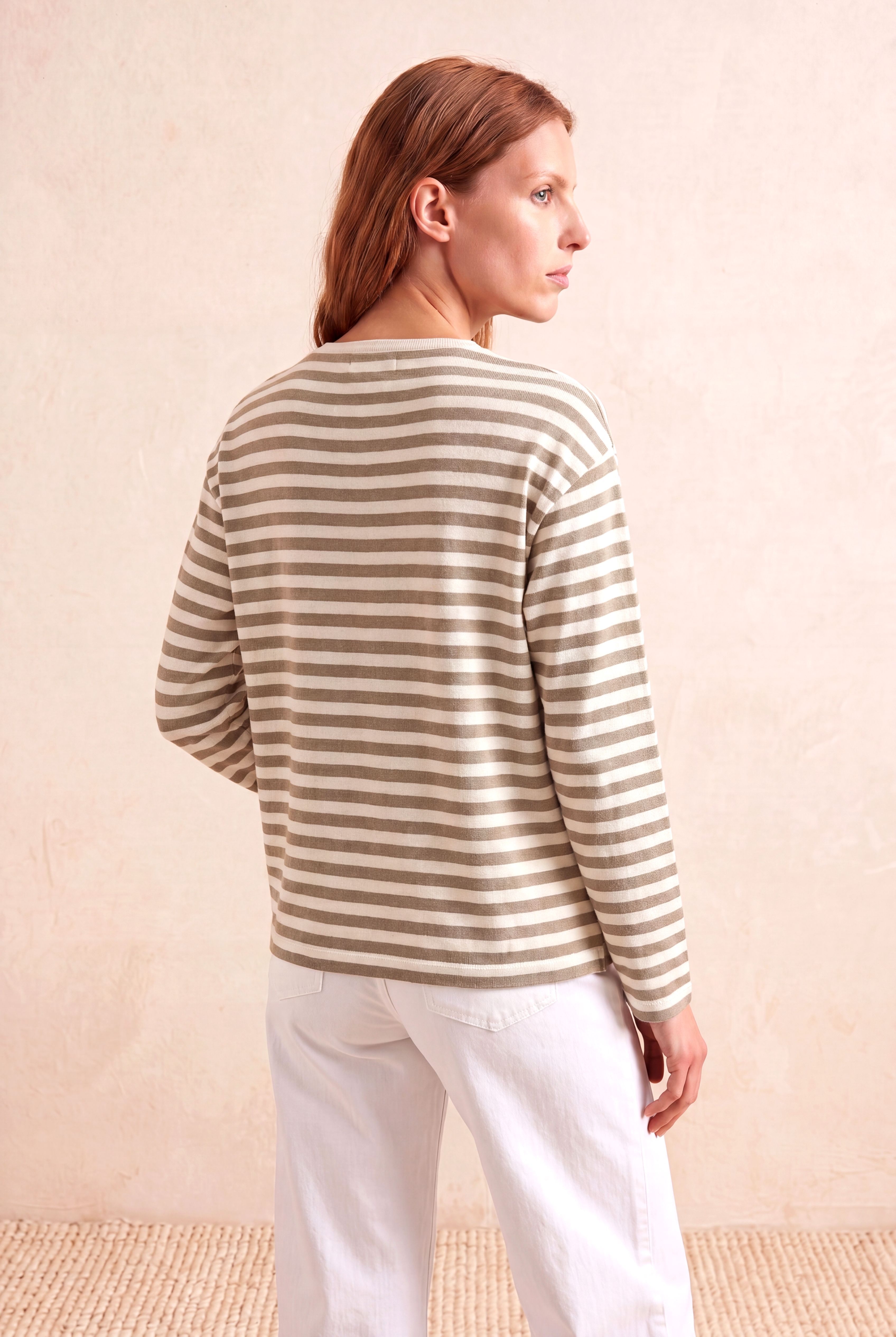 Kadın Ekru / Bej Çizgili %100 Pamuk Triko Görünümlü Oversize Fit Bisiklet Yaka Uzun Kollu Düşük Omuzlu T-Shirt BARBARA