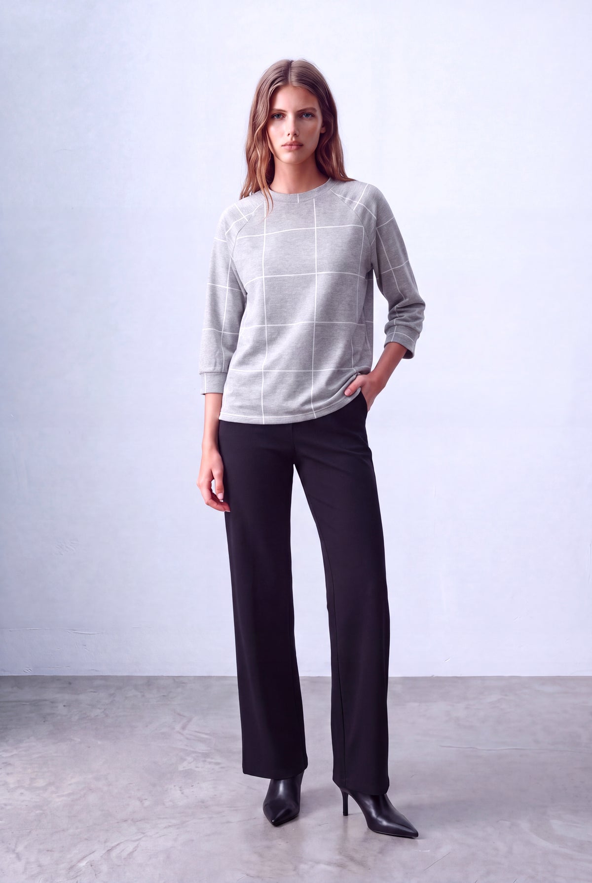 Açık Gri Melanj Kadın Açık Gri Melanj İnterlok Bisiklet Yaka 3/4 Kol Kare Desenli Bluz RILEY - Top - Westmark London EU(TR) Store Organik Pamuklu Sürdürülebilir Moda