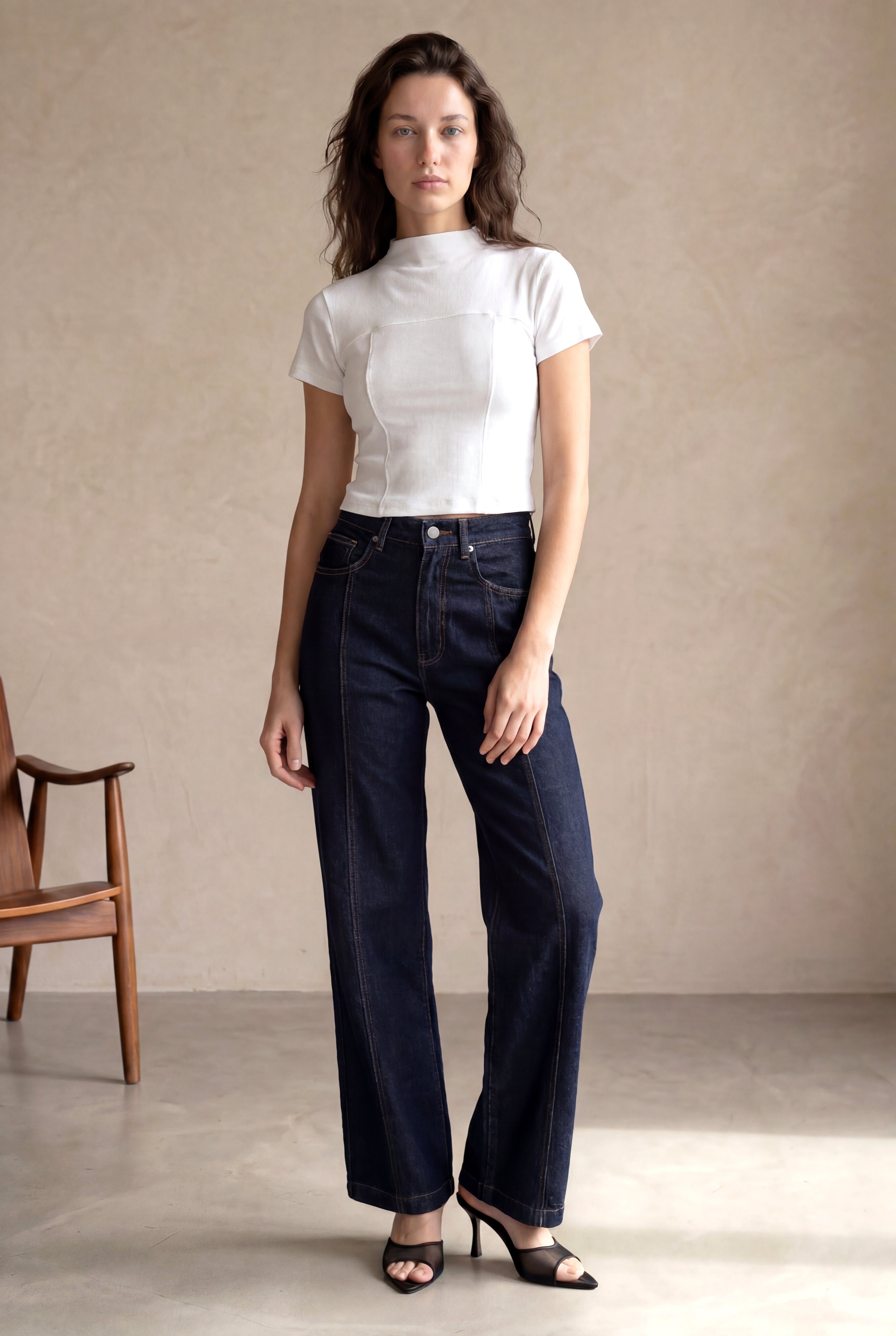 Kadın Regular Fit V-Yaka Pamuk / Elastan Kısa Kol Ekru  Düğüm Detaylı T-Shirt SESSA - Top - Westmark London EU(TR) Store Organik Pamuklu Sürdürülebilir Moda