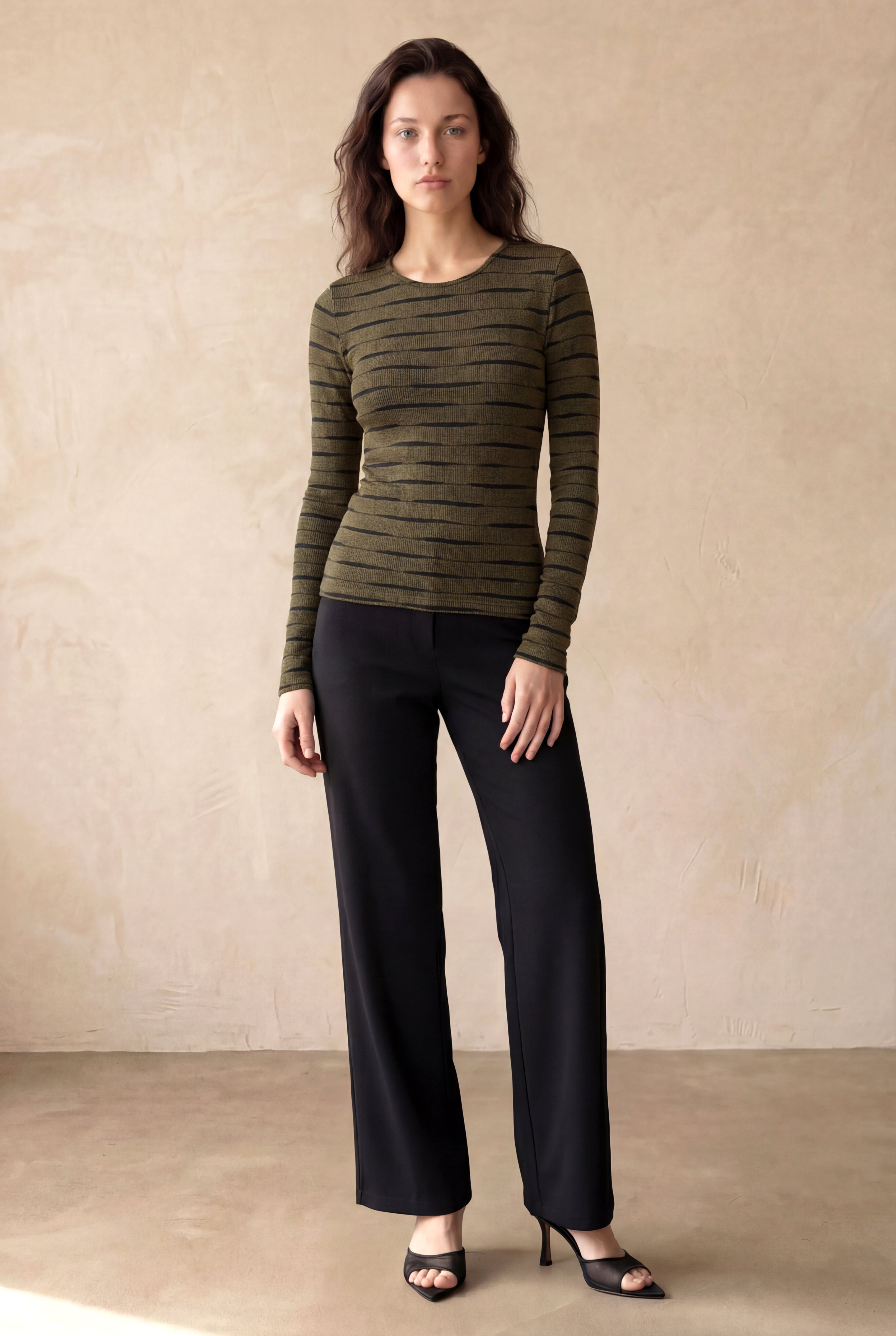 Kadın Regular Fit Bisiklet Yaka Polyester / Viskon / Elastan Uzun Kol Haki/ Siyah Çizgili Bluz ADELE - Top - Westmark London EU(TR) Store Organik Pamuklu Sürdürülebilir Moda