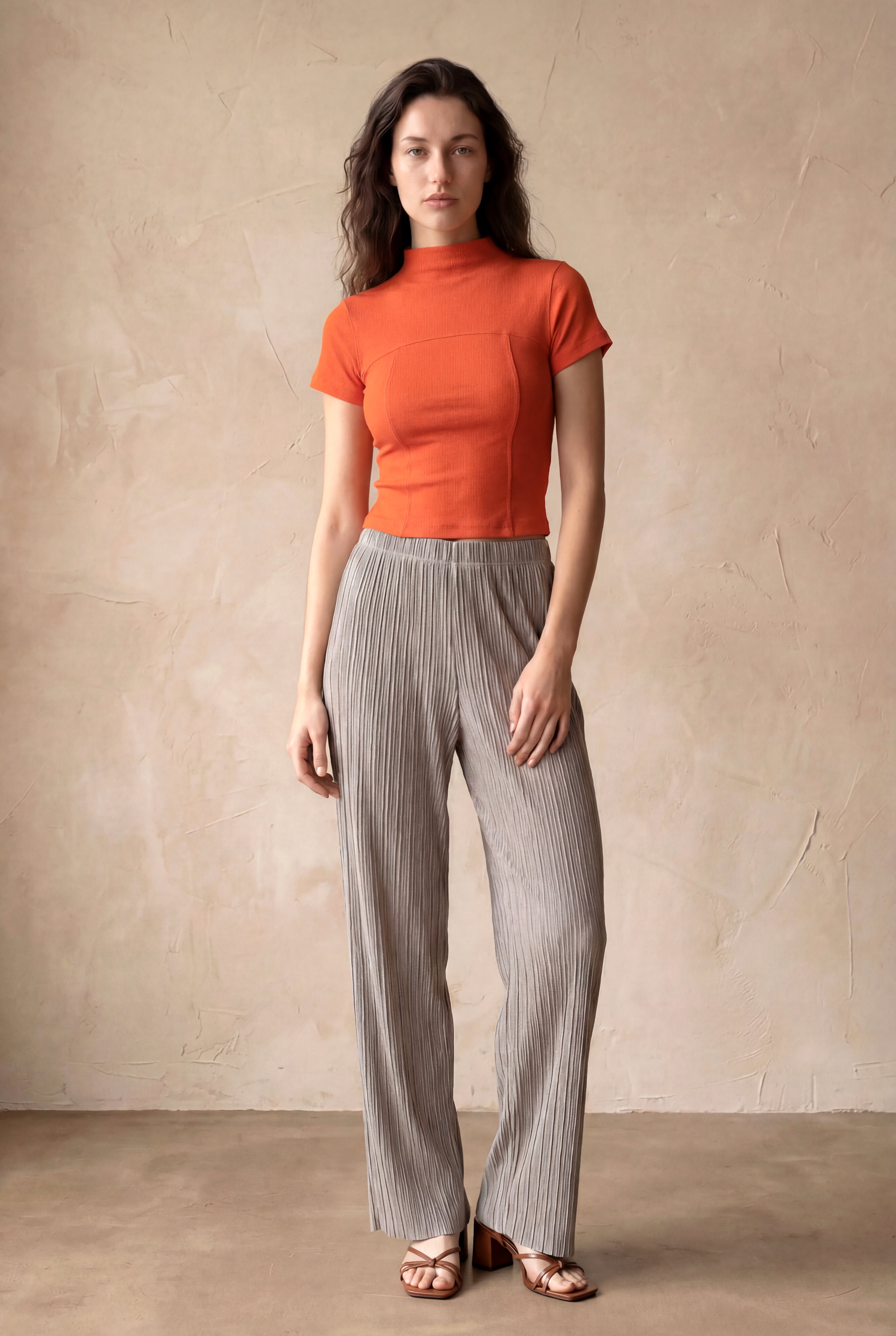 Kadın Regular Fit V-Yaka Pamuk / Elastan Kısa Kol Turuncu Düğüm Detaylı T-Shirt SESSA - Top - Westmark London EU(TR) Store Organik Pamuklu Sürdürülebilir Moda