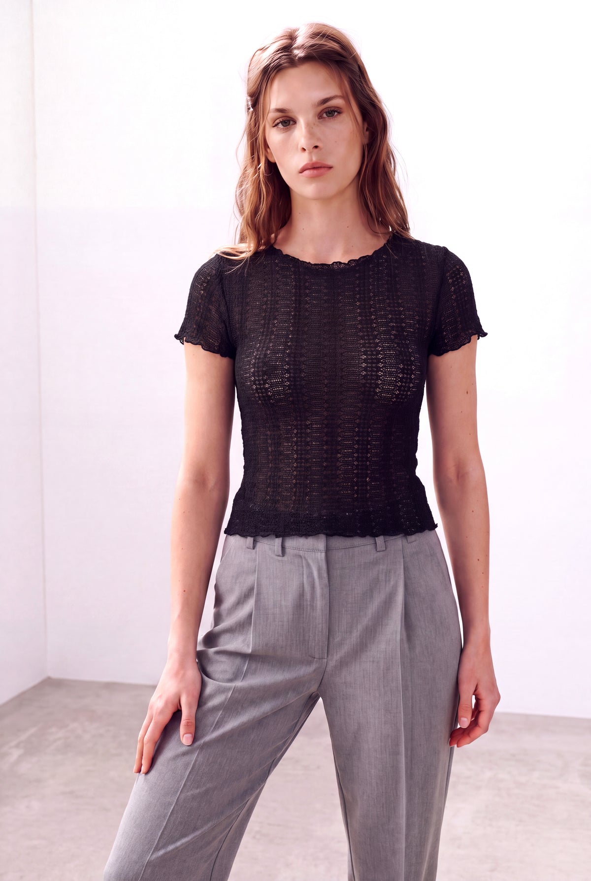 Siyah Kadın Siyah Ajurlu Bisiklet Yaka Kısa Kollu Baby Overlock Detaylı Bluz AJOUR - Top - Westmark London EU(TR) Store Organik Pamuklu Sürdürülebilir Moda
