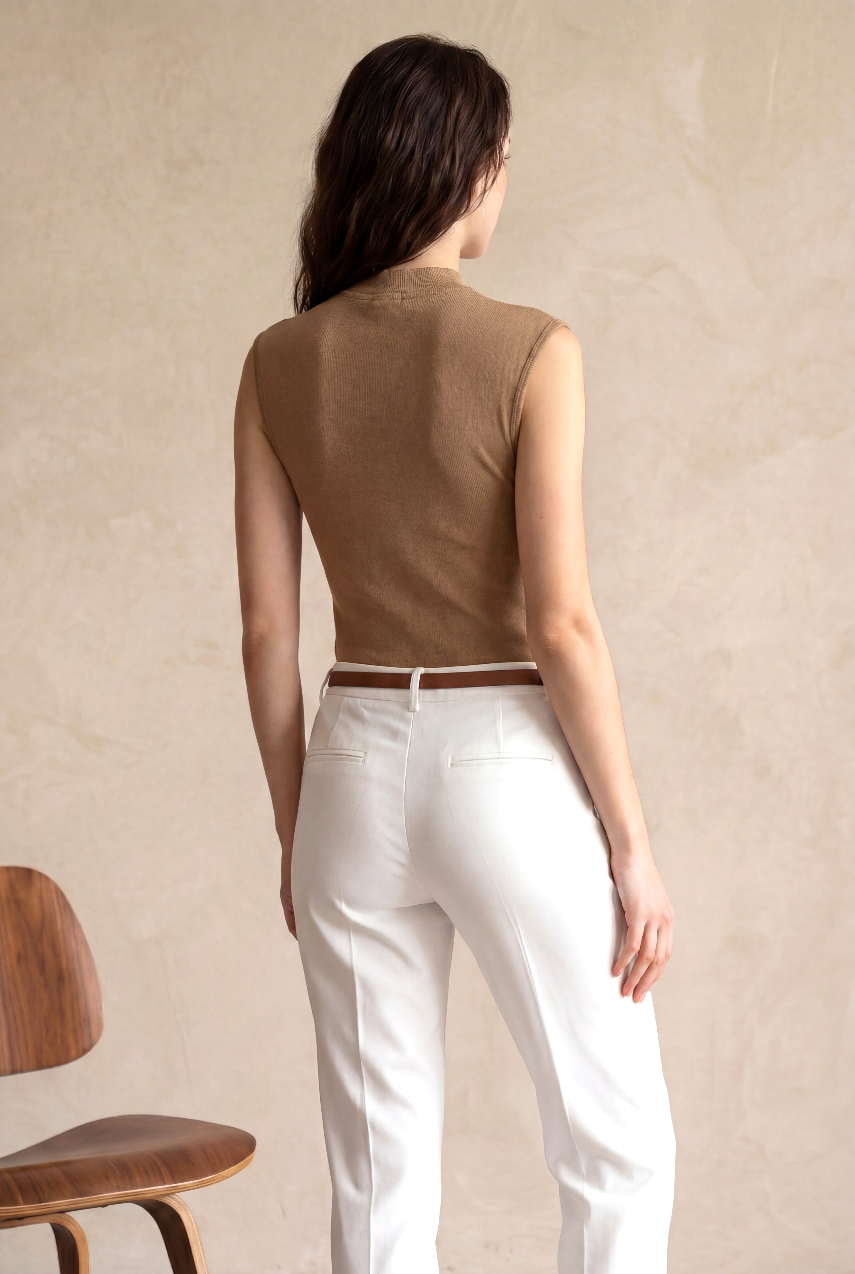 Kadın Regular Fit Dik Yaka Pamuk / Elastan Kolsuz Kahverengi Ribana T-Shirt SOFIA - Top - Westmark London EU(TR) Store Organik Pamuklu Sürdürülebilir Moda