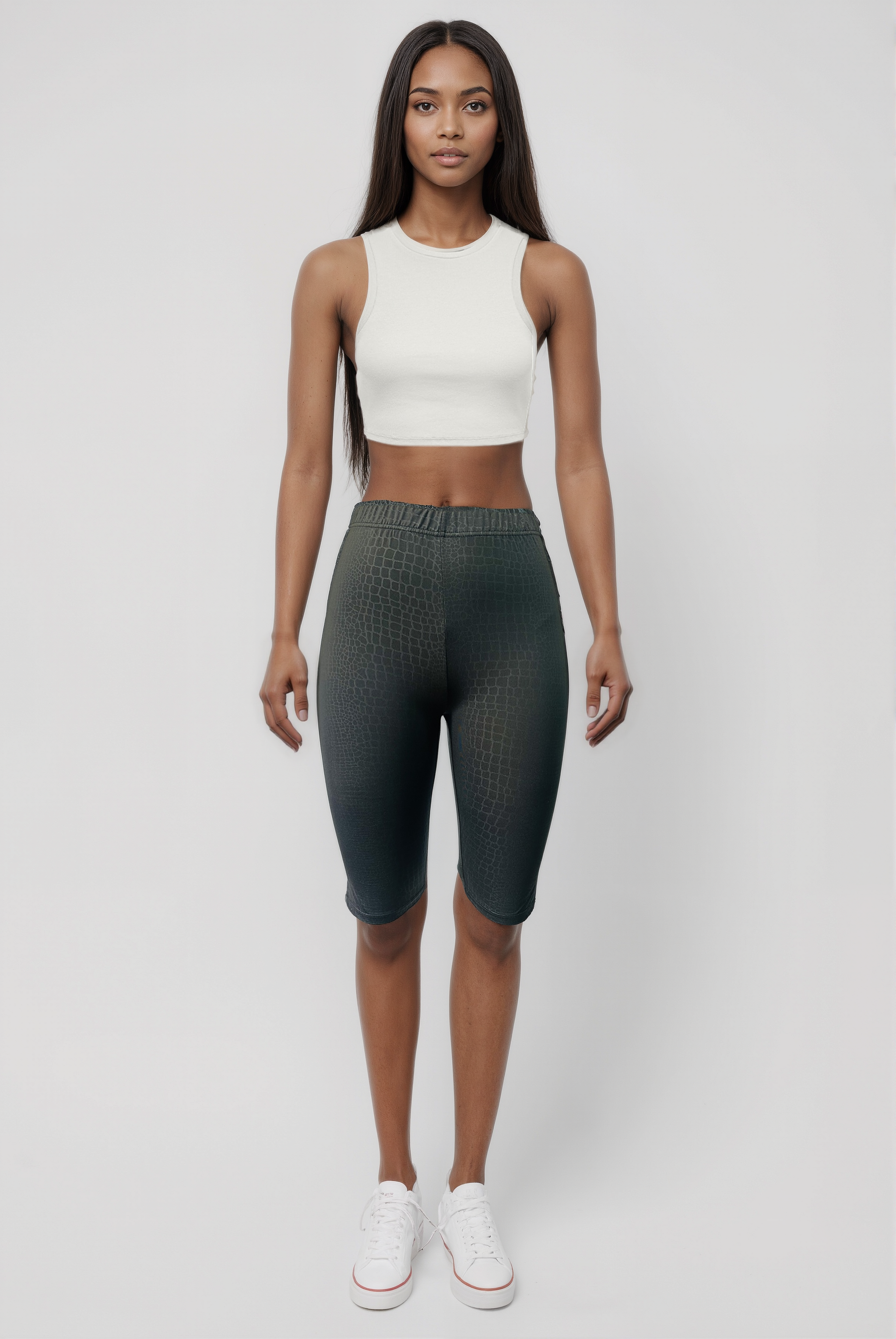 Siyah Timsah Desenli Polyester Elastan Karışımlı Kadın Biker Şort LUCINE BIKE SHORTS - Shorts - Westmark London EU(TR) Store Organik Pamuklu Sürdürülebilir Moda