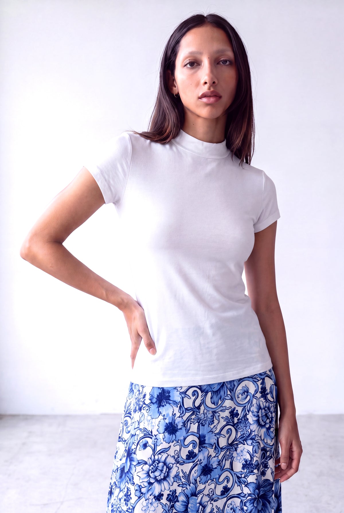 Beyaz Kadın Beyaz Viskon Yarım Balıkçı Yaka Kısa Kollu Duble Kol Detaylı Bluz DONNA - Top - Westmark London EU(TR) Store Organik Pamuklu Sürdürülebilir Moda