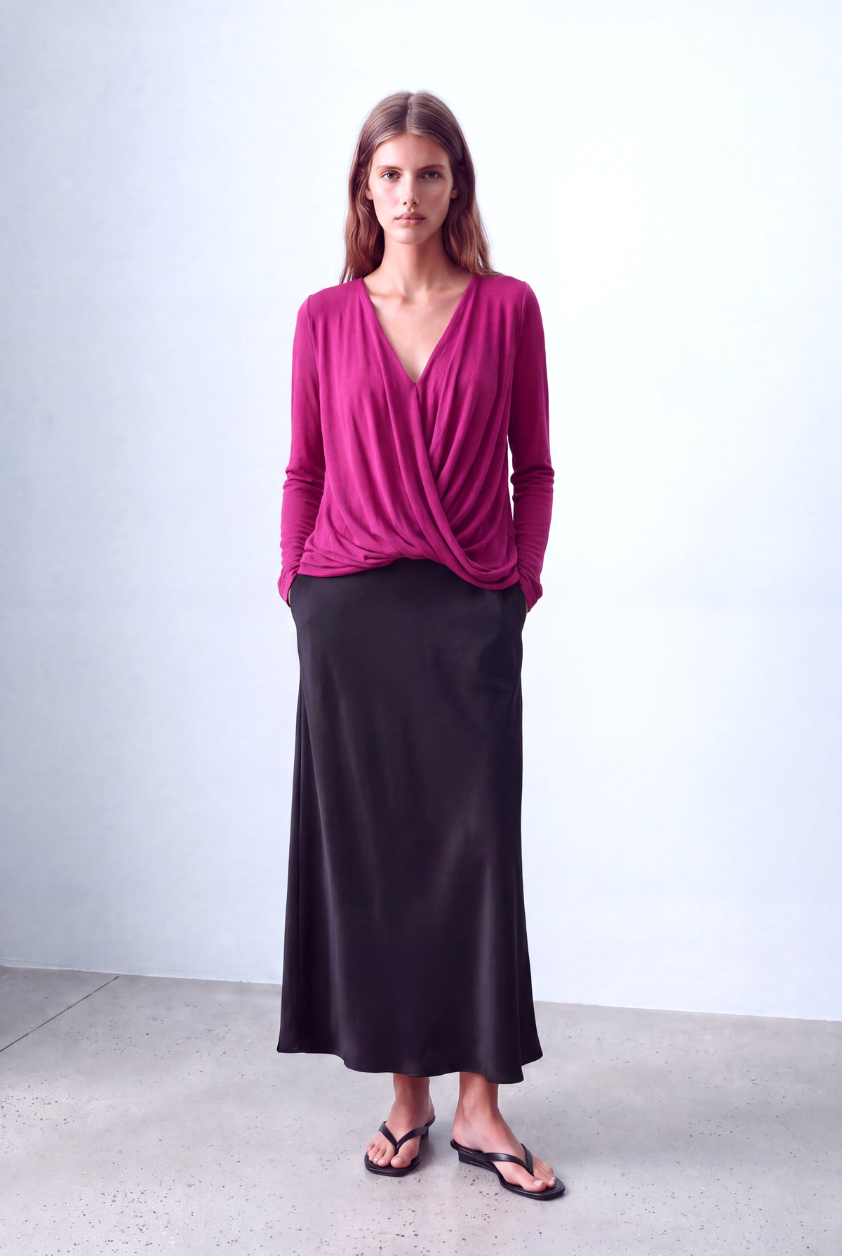 Fuşya Kadın Fuşya Viskon Karışımlı V Yaka Uzun Kollu Önü Dökümlü Büzgülü Bluz HARLOW - Top - Westmark London EU(TR) Store Organik Pamuklu Sürdürülebilir Moda