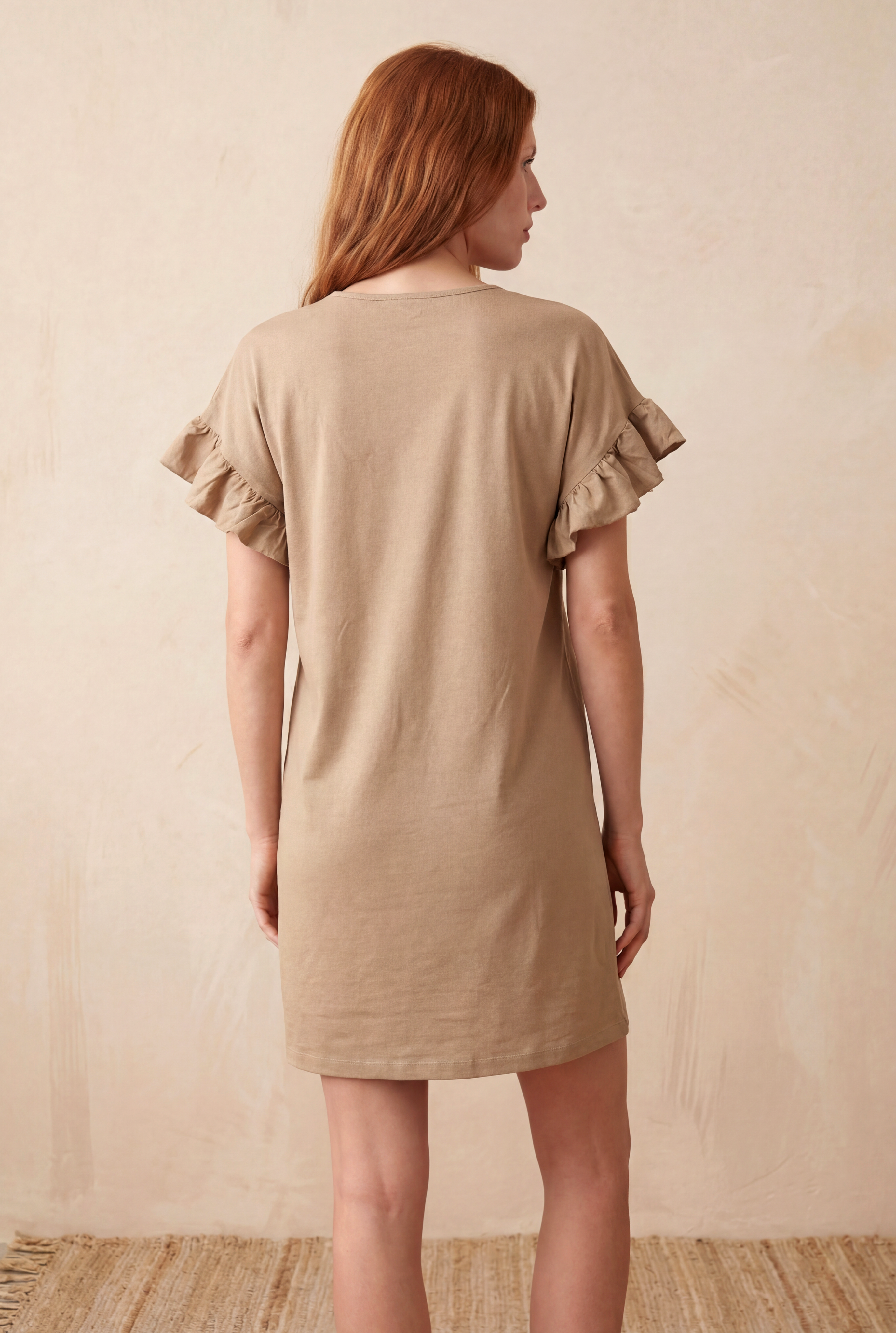 Kadın Rahat Kesim Bisiklet Yaka Fırfır Detaylı Kısa Kollu Bej Modal / Pamuk / Elastan Karışımlı Mini Elbise PAULA - Dress - Westmark London EU(TR) Store Organik Pamuklu Sürdürülebilir Moda