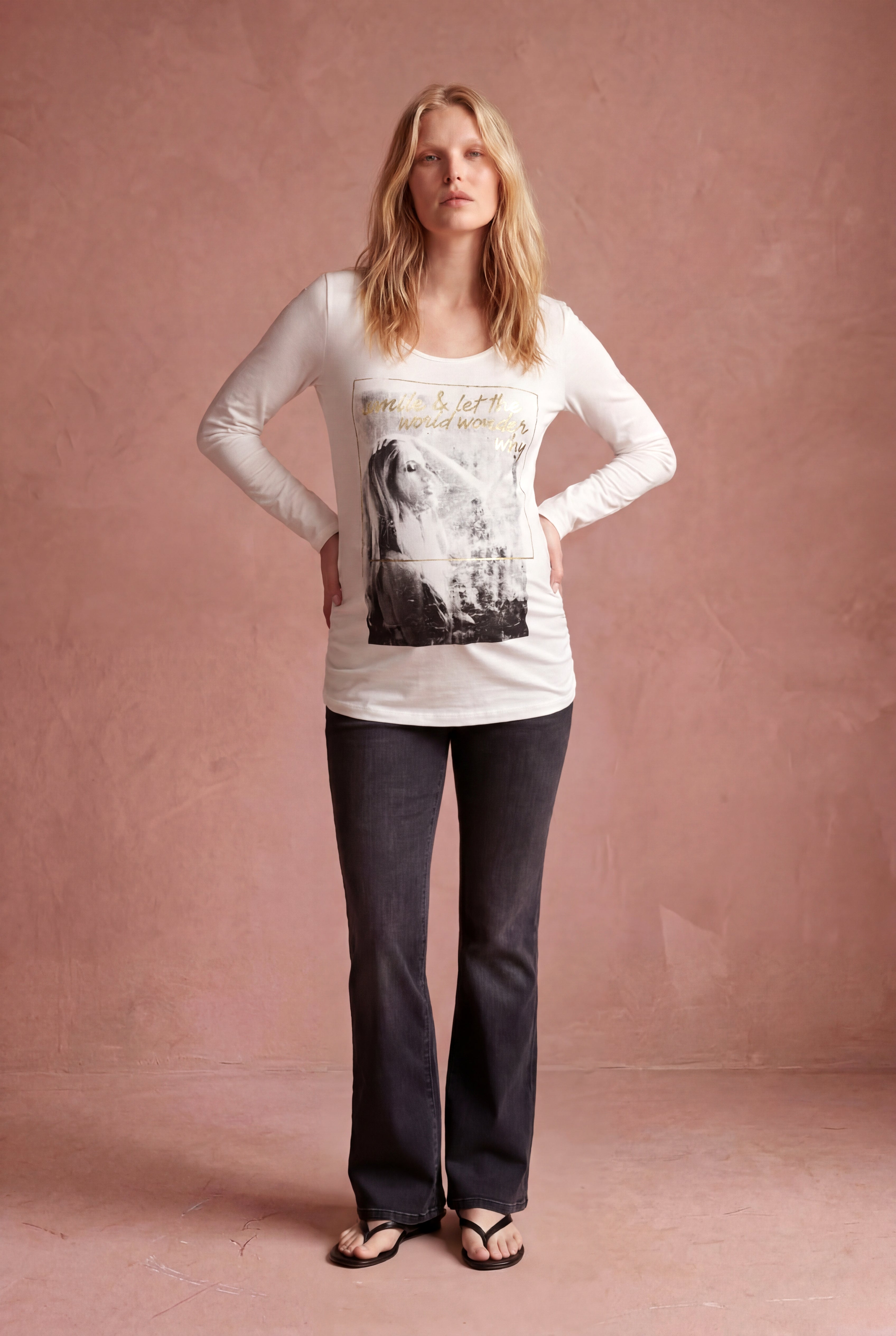 Hamile Ekru Pamuklu Bisiklet Yaka Uzun Kollu Gold Baskı Detaylı T-Shirt CHARLEE