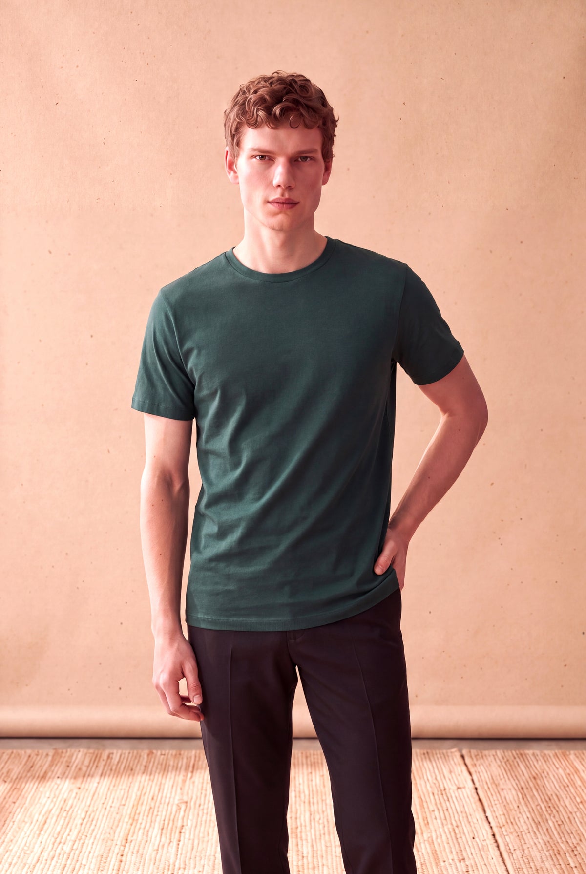 Erkek %100 Pamuk Koyu Çam Yeşili Kısa Kollu Bisiklet Yaka Basic T-Shirt OLAV