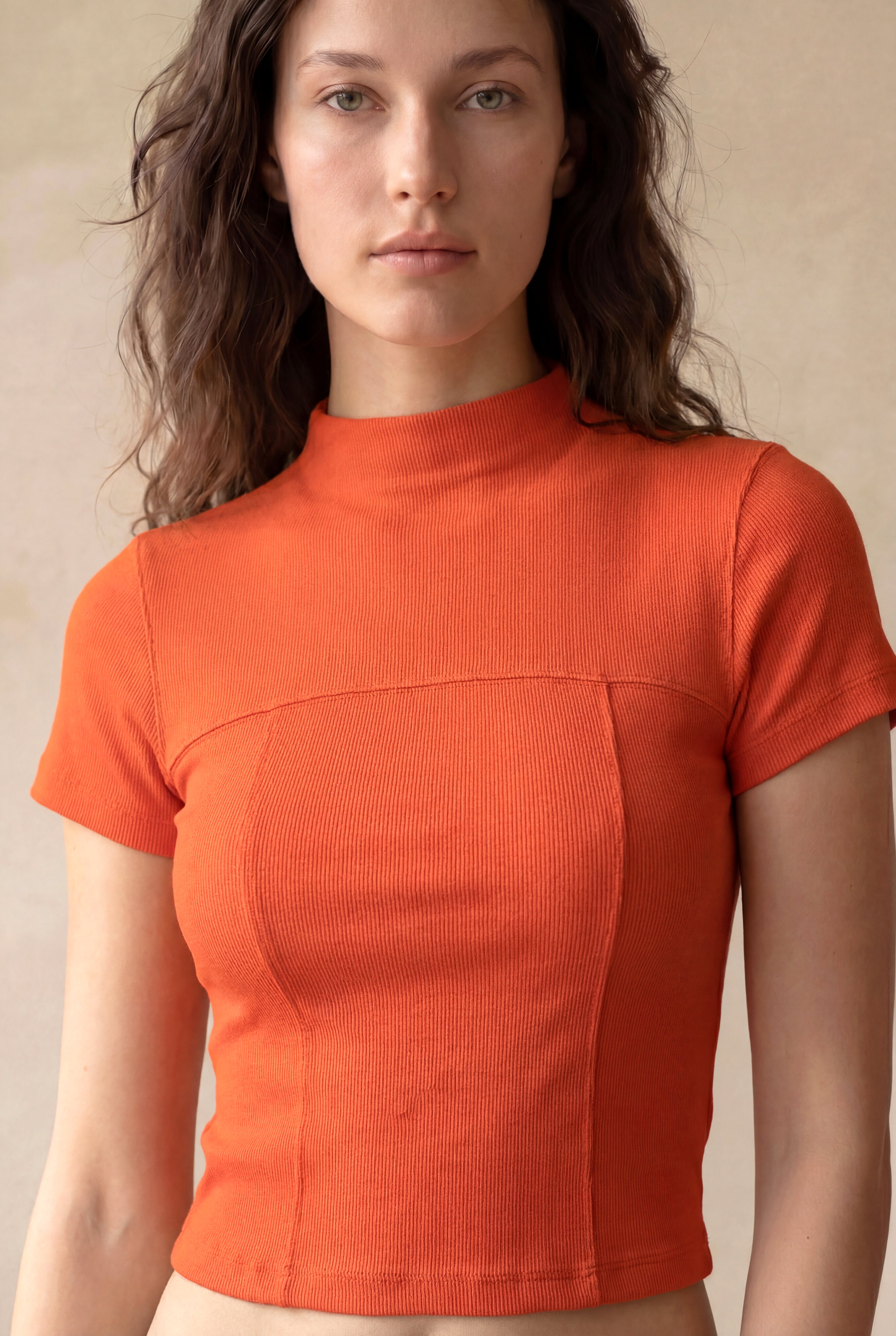 Kadın Regular Fit V-Yaka Pamuk / Elastan Kısa Kol Turuncu Düğüm Detaylı T-Shirt SESSA - Top - Westmark London EU(TR) Store Organik Pamuklu Sürdürülebilir Moda