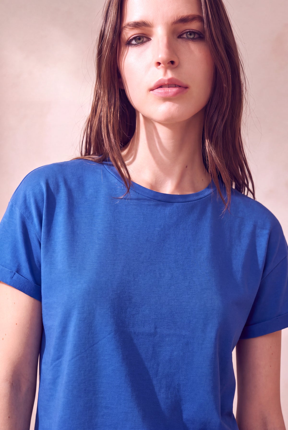 Kadın Modal / Pamuk Atlantik Mavisi Katlamalı Kısa Kol Detaylı Düşük Omuz Bisiklet Yaka T-Shirt PALMA