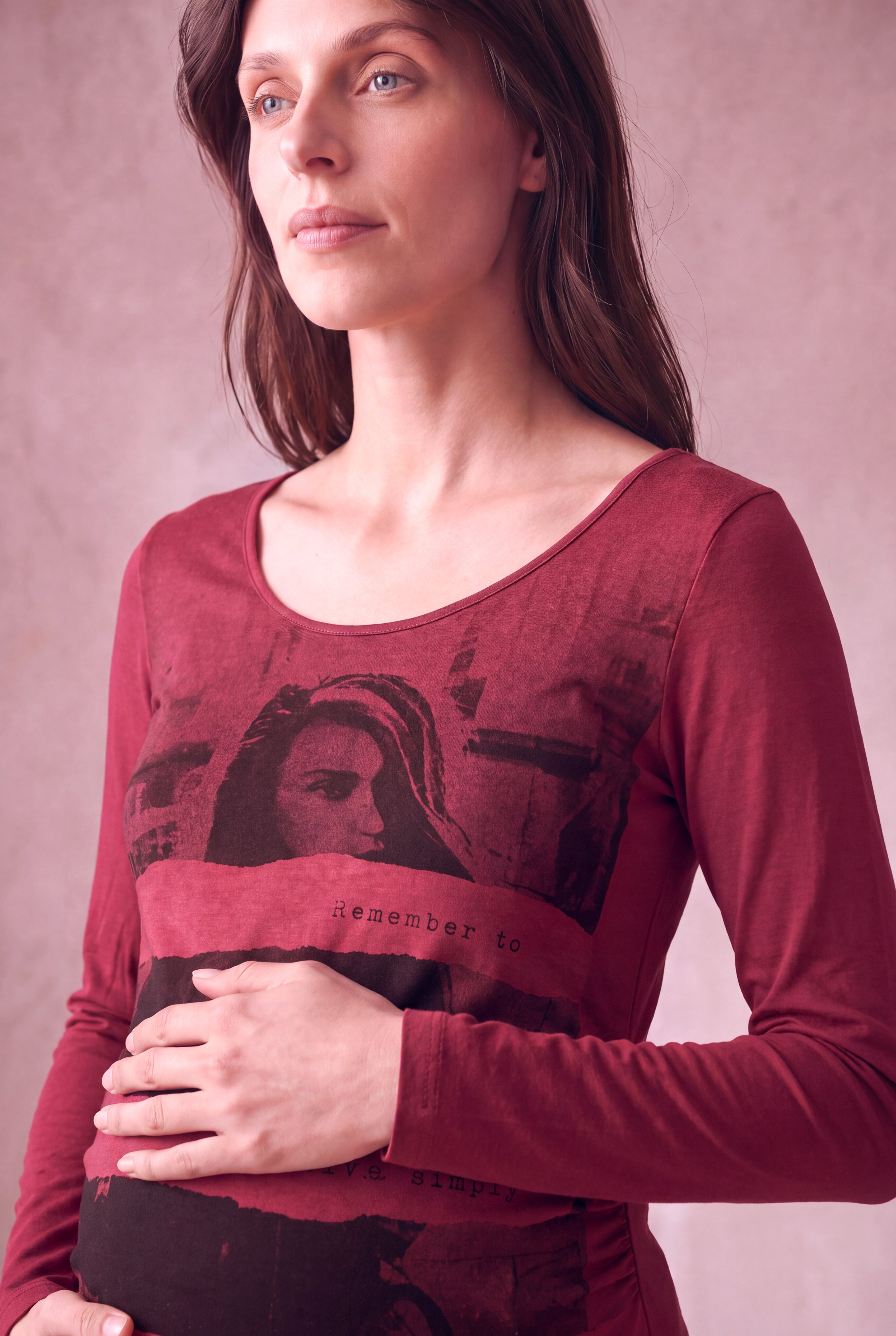 Hamile Pamuklu Kırmızı Uzun Kollu Bisiklet Yaka Baskılı T-Shirt RAIN