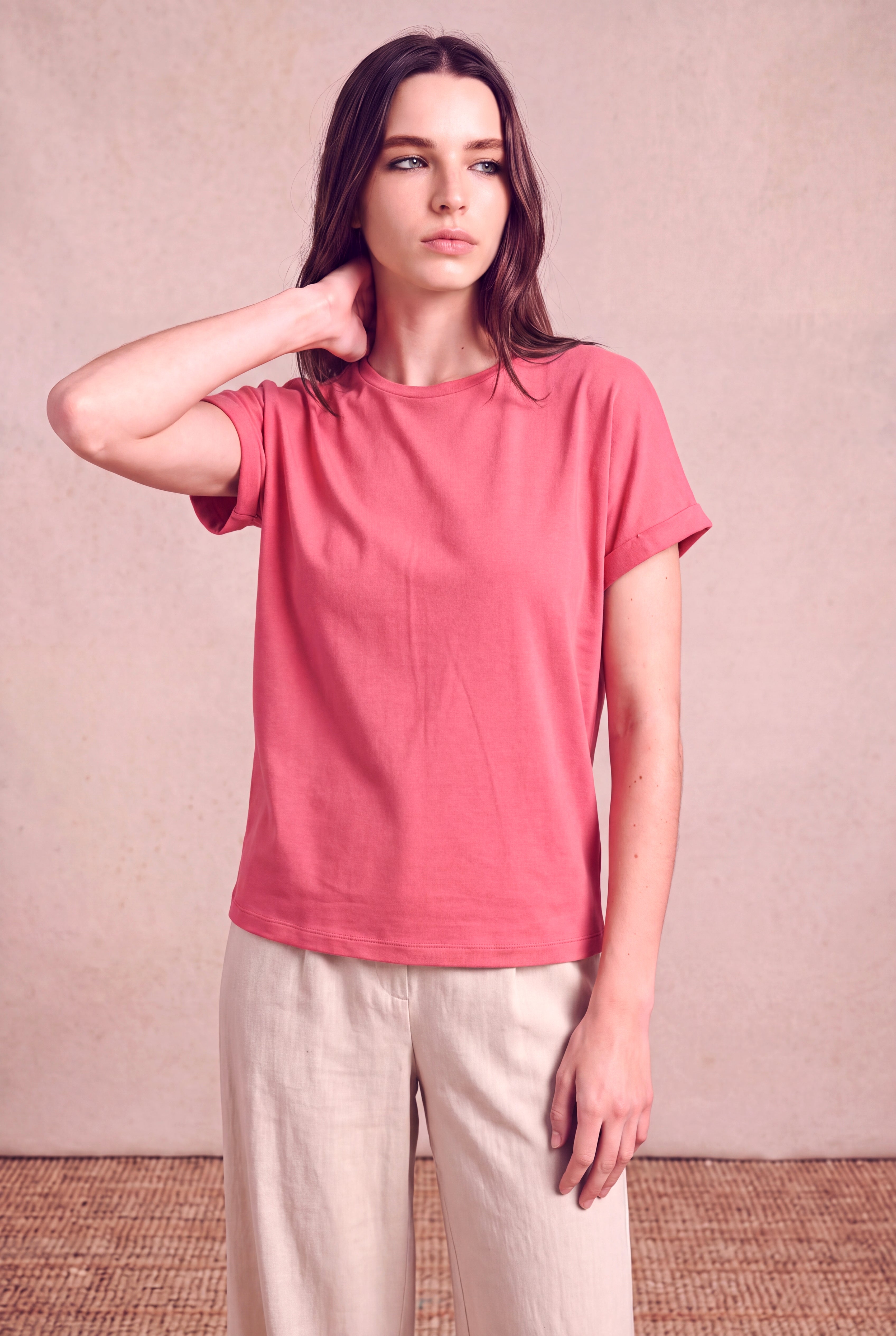 Kadın Modal / Pamuk Pembe Katlamalı Kısa Kol Bisiklet Yaka Rahat Kesim T-Shirt SILJE