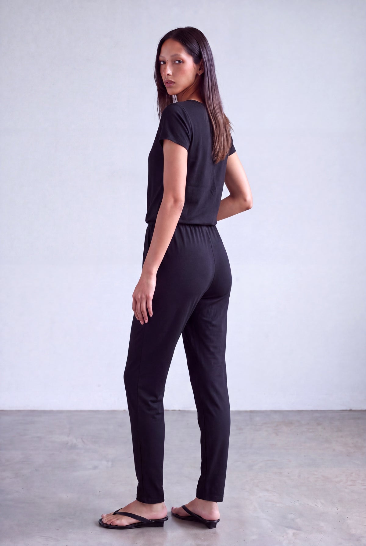 Siyah Kadın Siyah Pamuklu Bisiklet Yaka Kısa Kollu Beli Bağcıklı Düğmeli Tulum BRIGID - Jumpsuit - Westmark London EU(TR) Store Organik Pamuklu Sürdürülebilir Moda