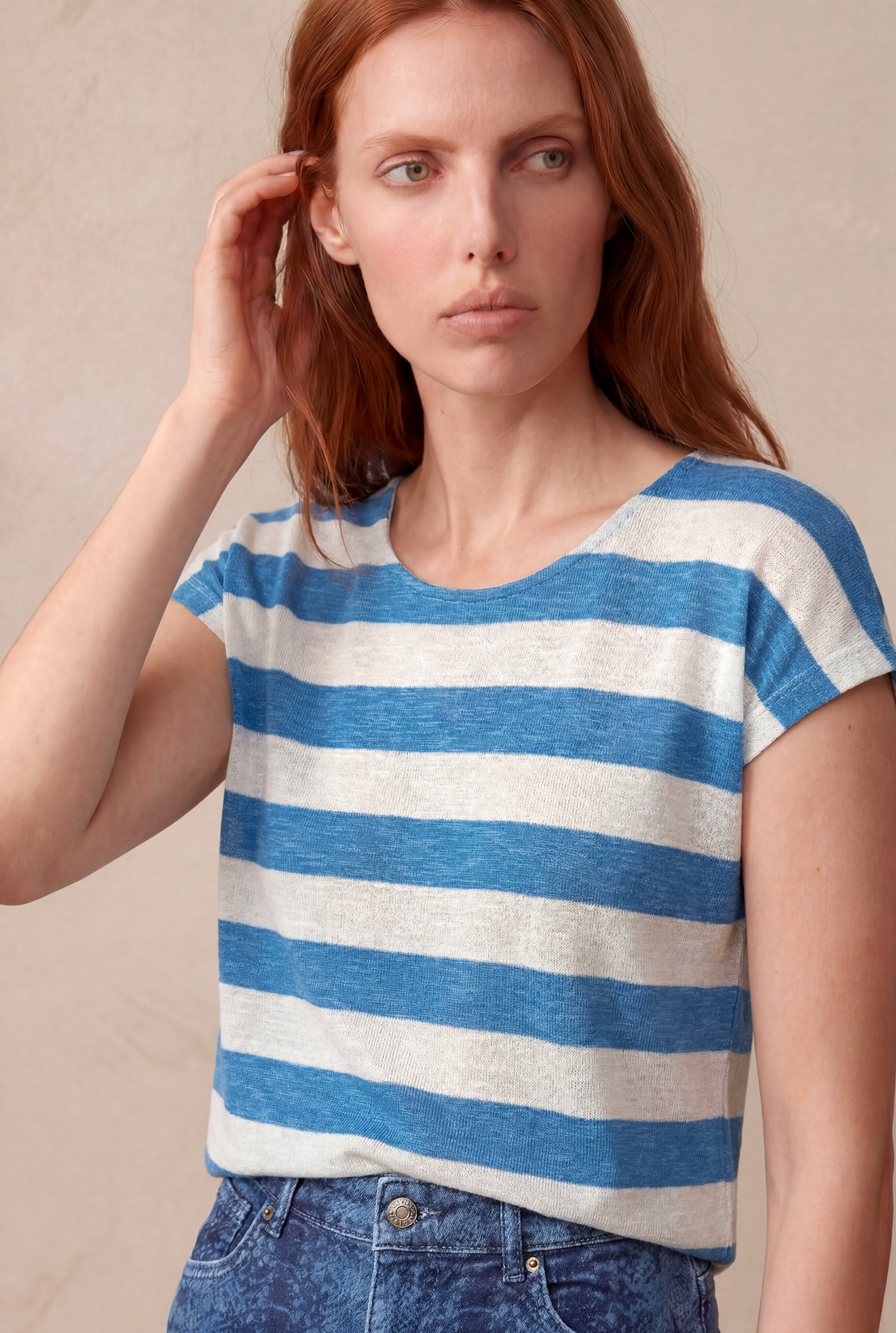 Kadın Regular Fit Bisiklet Yaka Kısa Kol Ekru / Canlı Mavi Çizgili Viskon / Elastan T-Shirt WILDA - Top - Westmark London EU(TR) Store Organik Pamuklu Sürdürülebilir Moda