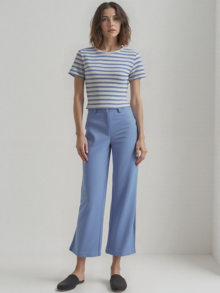 Mavi Beyaz Çizgili Bisiklet Yaka Kısa Kollu Kadın Crop T-Shirt SANDY S/S TOP